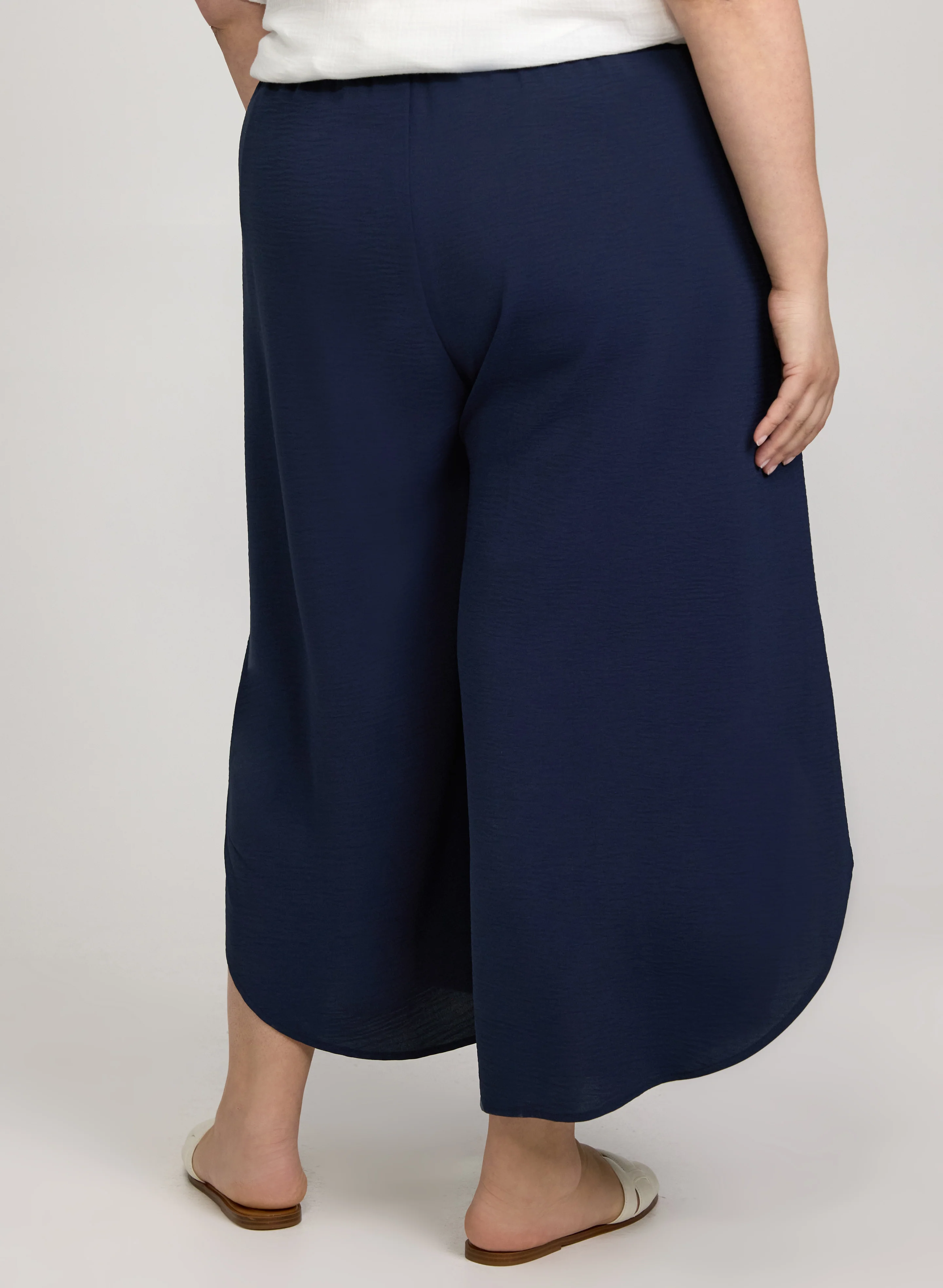 Wide-Leg Pull-On Capris - Image 5