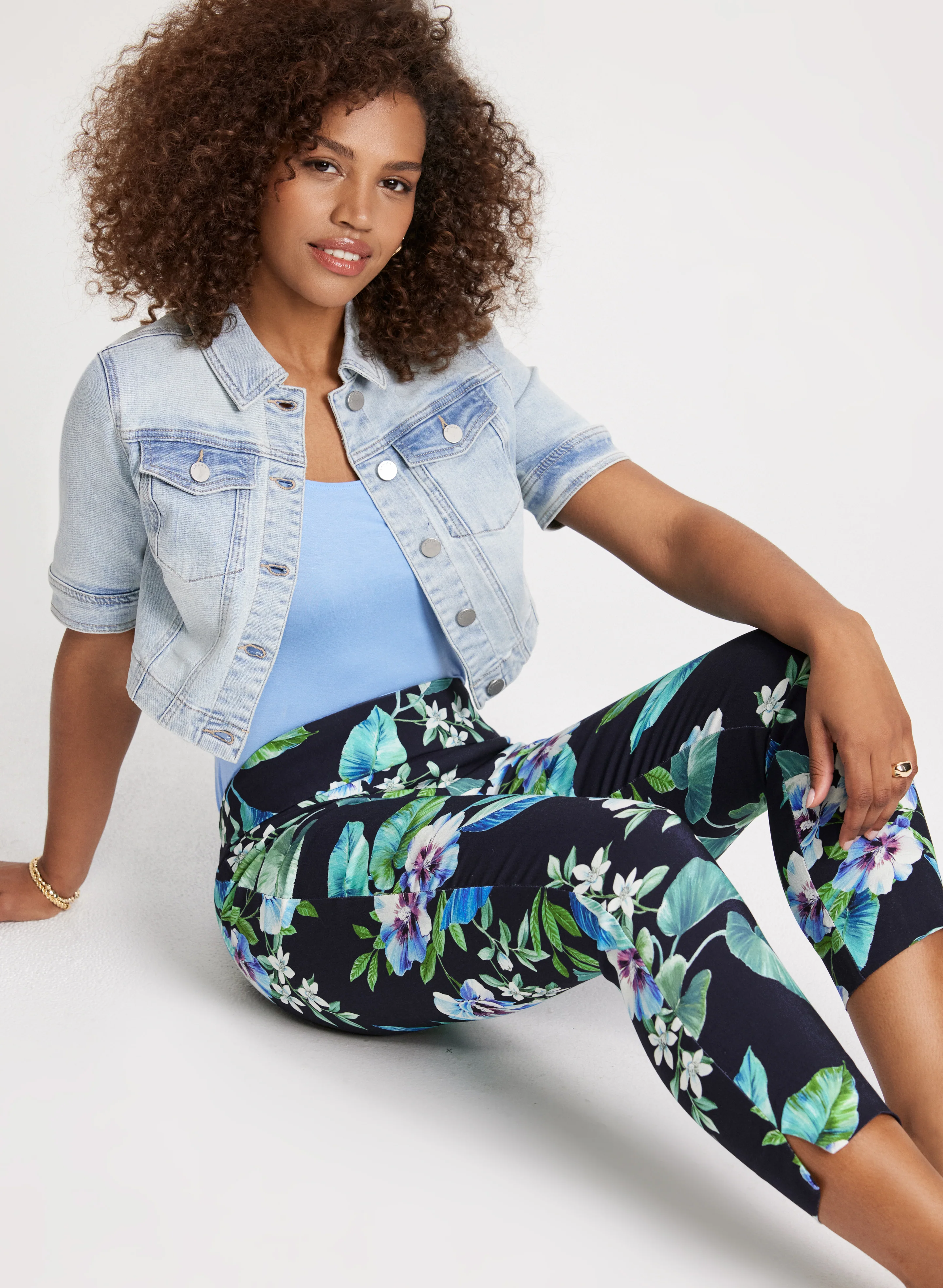 Pull-On Floral Ankle Pants - Image 4