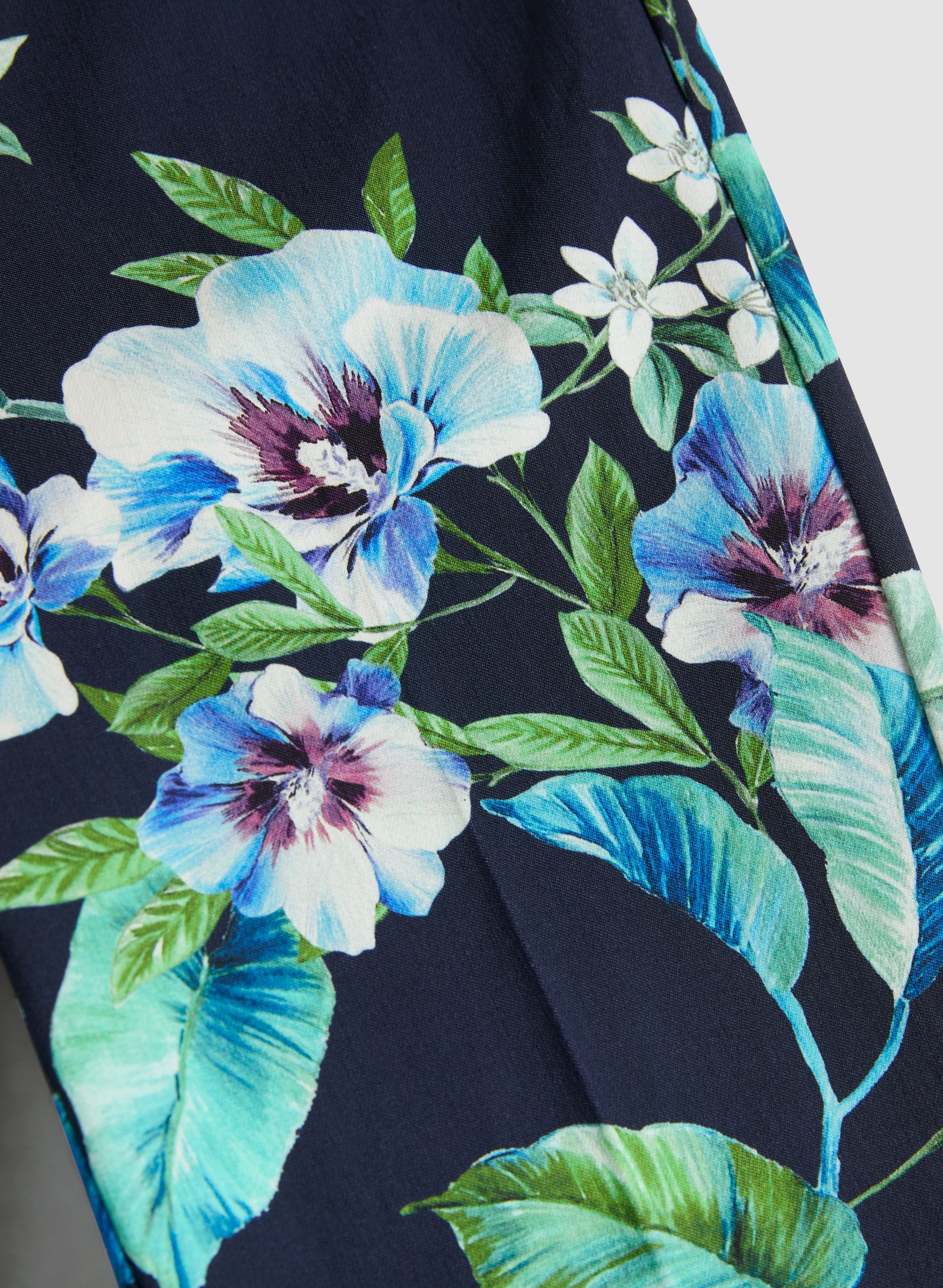 Pull-On Floral Ankle Pants - Image 7