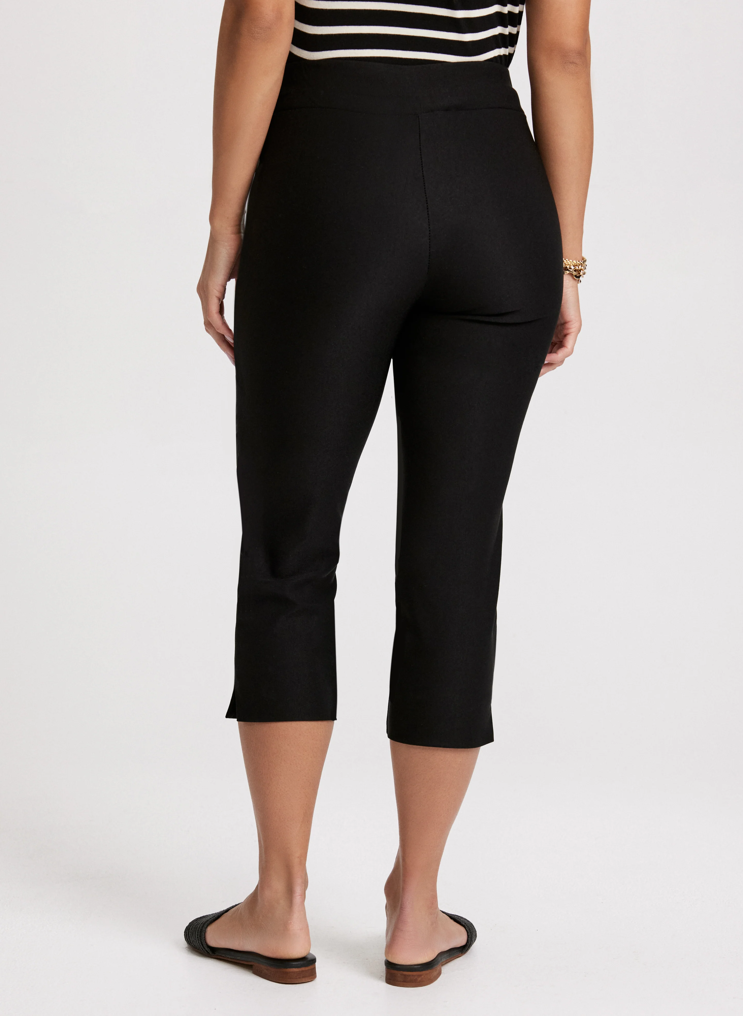 Pull-On Lateral Slit Capris - Image 5