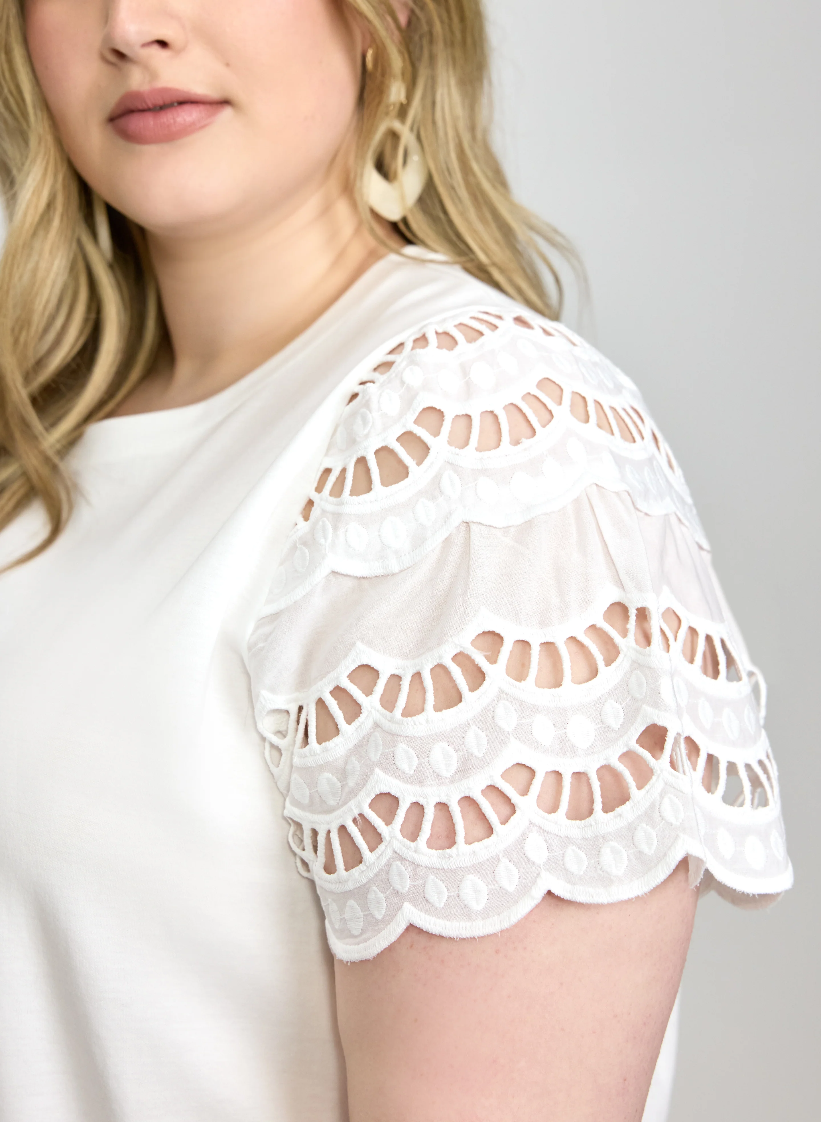 Scalloped Cotton-Blend T-Shirt - Image 5