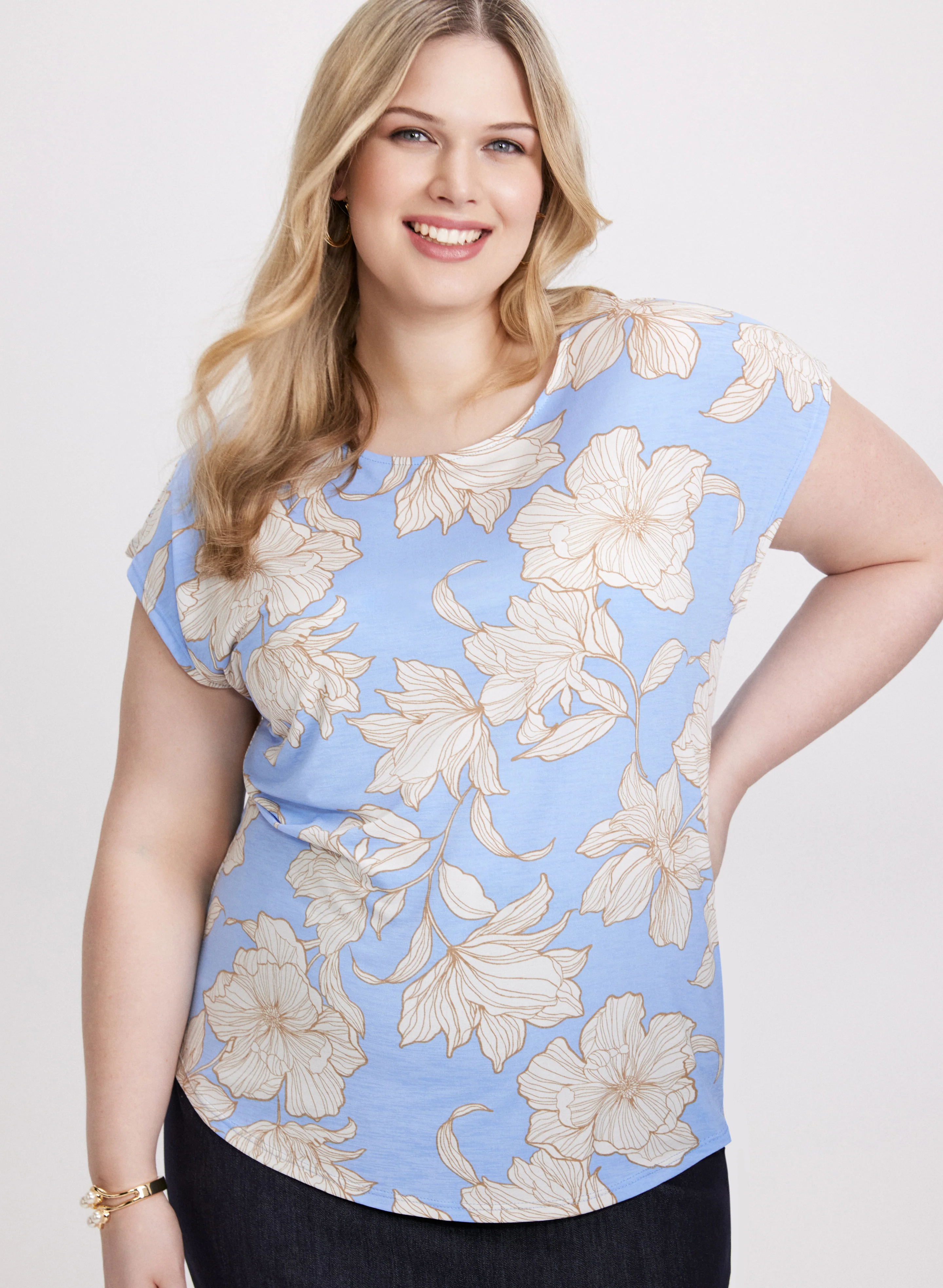 Scoop Neck Floral T-Shirt - Image 4