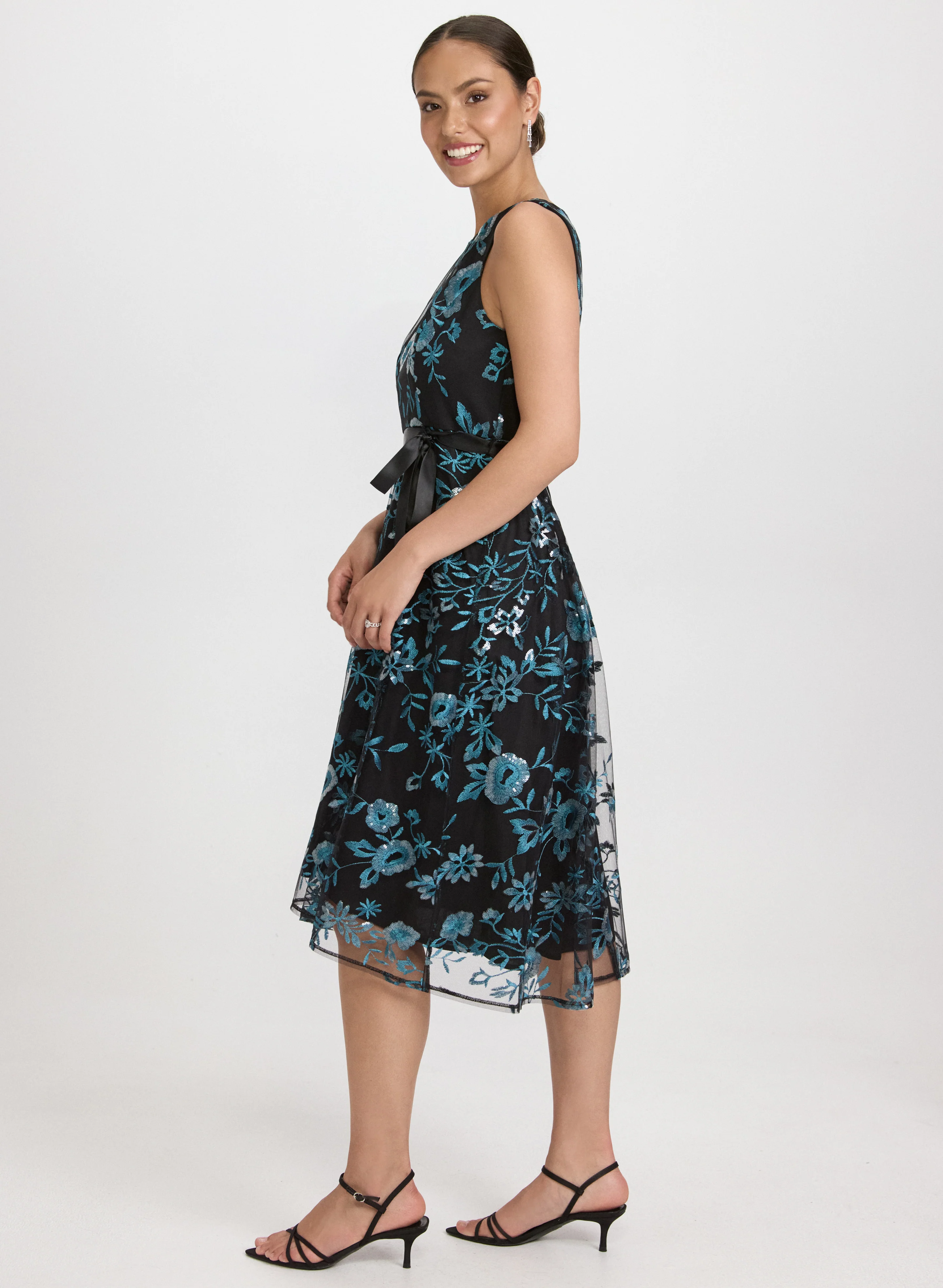 Sequined Floral Embroidery Dress - Image 3