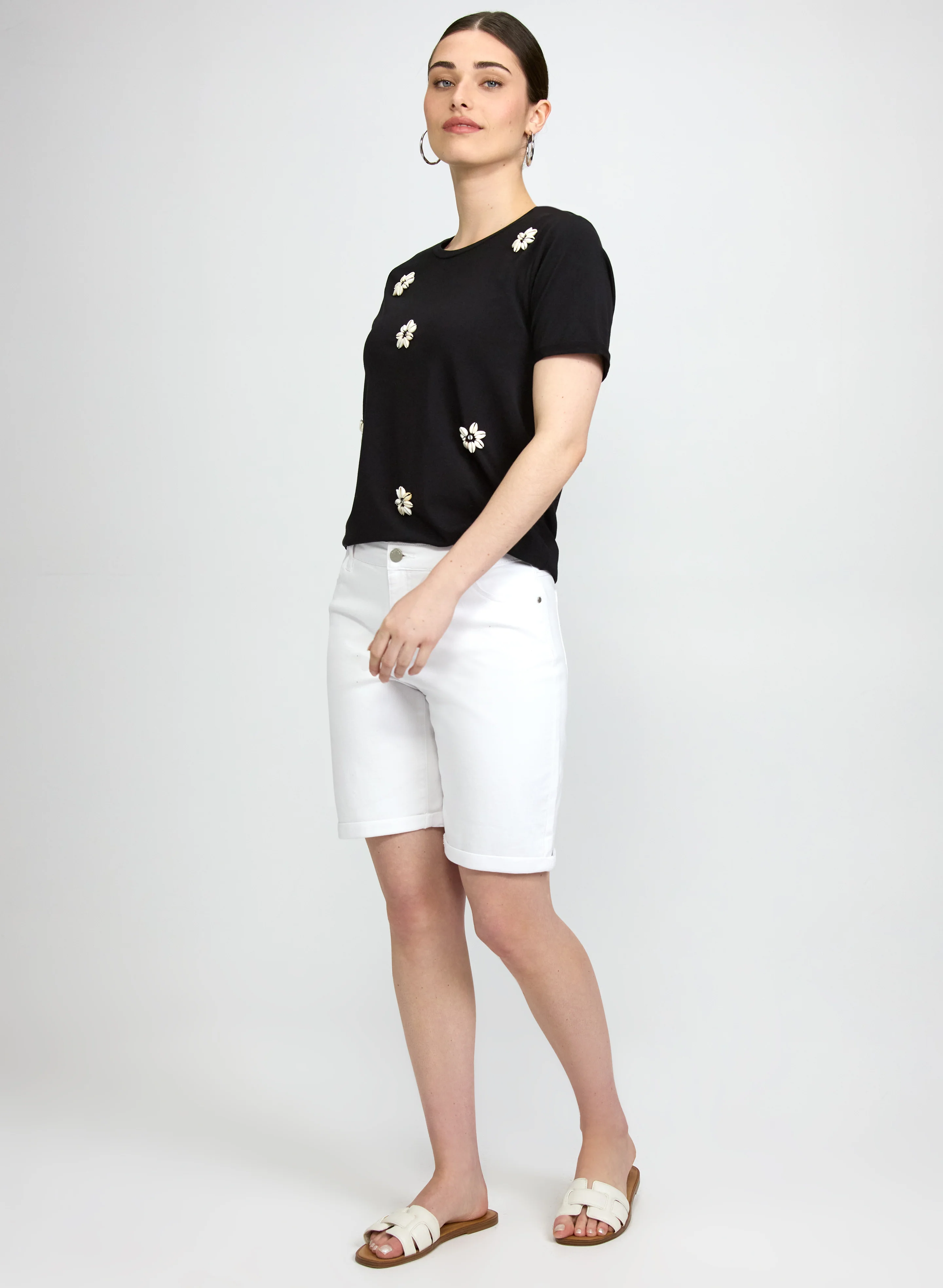 Shell Embellished T-Shirt - Image 3