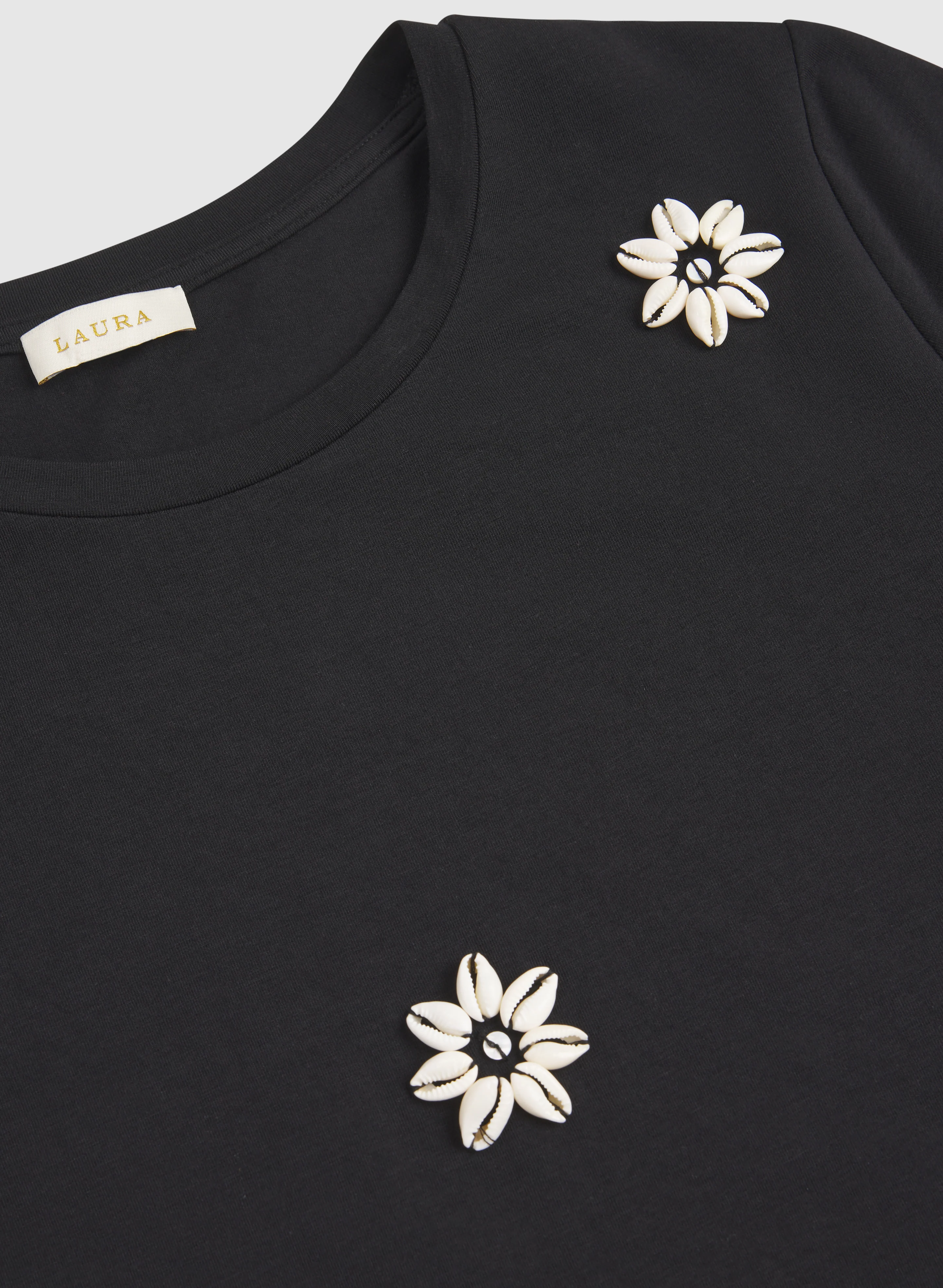 Shell Embellished T-Shirt - Image 7