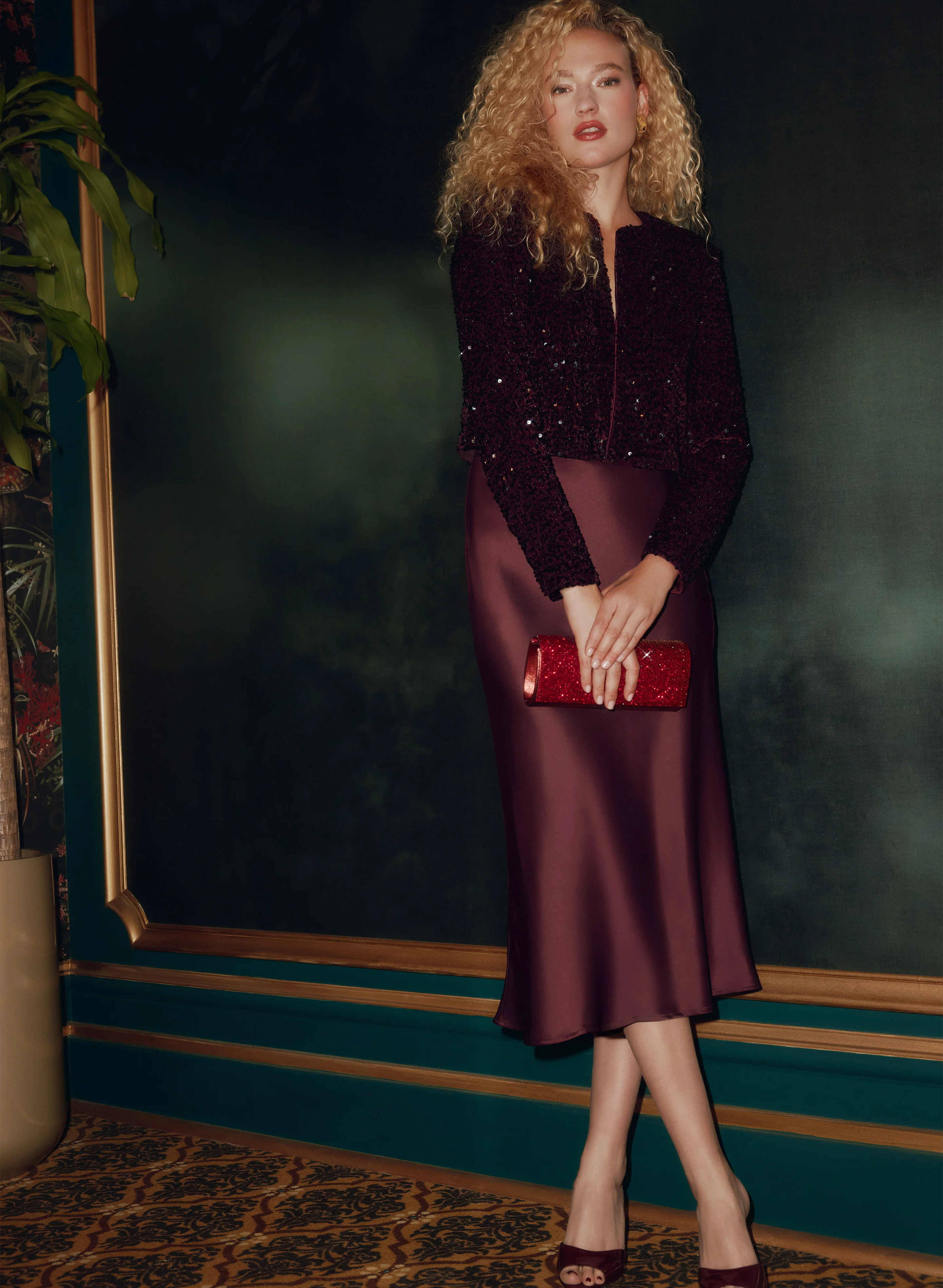 Short Sequined Velvet Bolero - Image 3