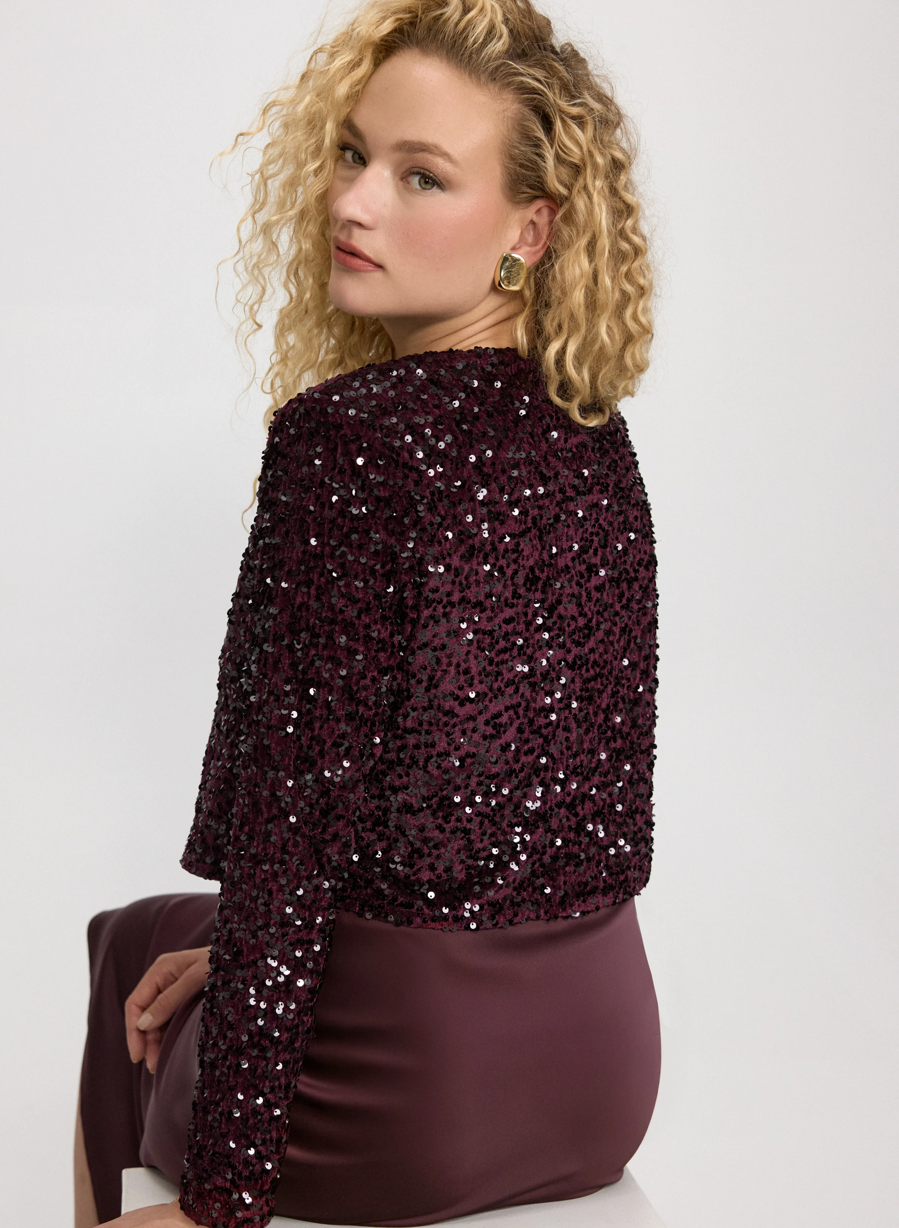 Short Sequined Velvet Bolero - Image 4