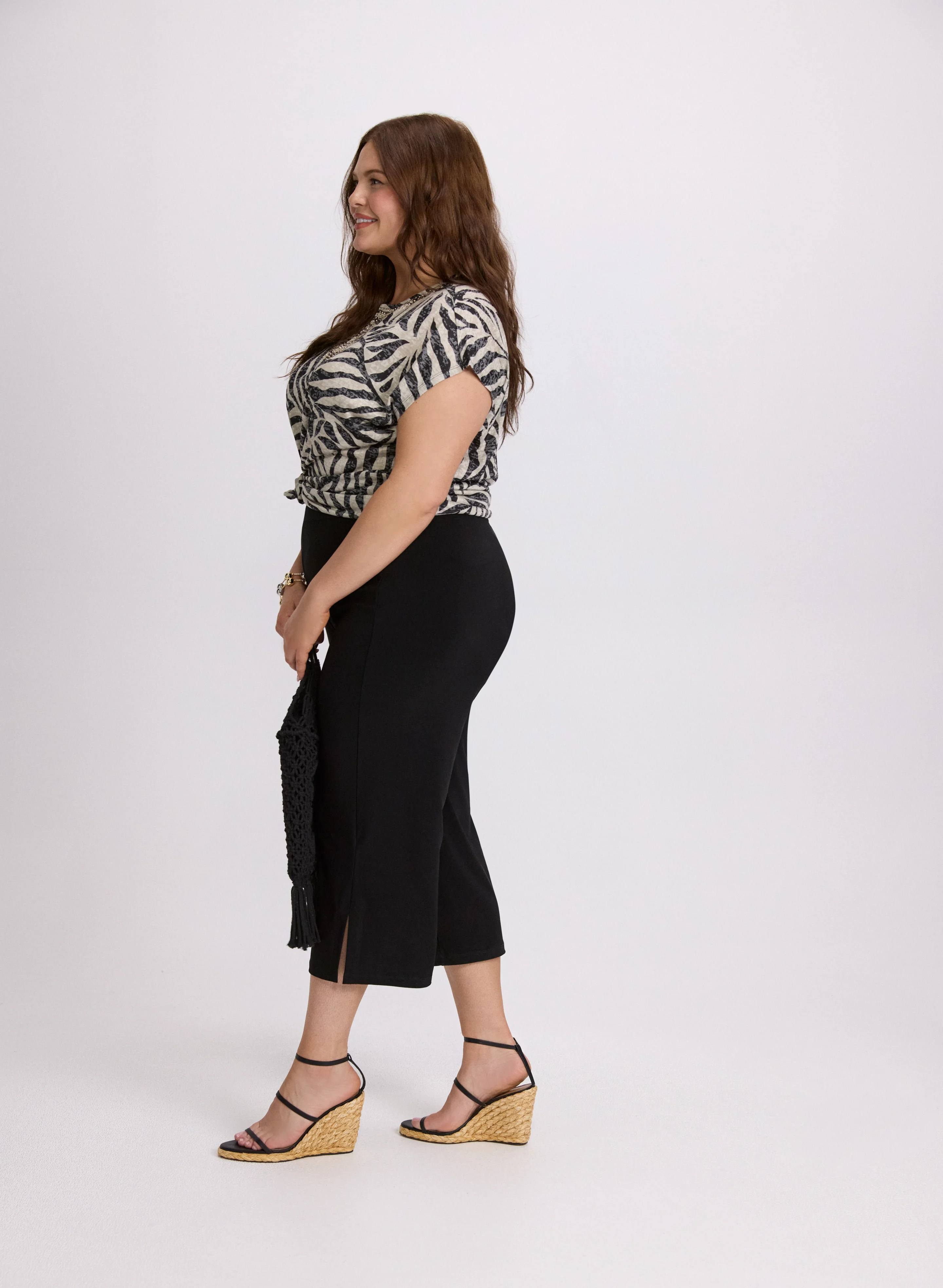 Side Slit Pull-On Capris - Image 5