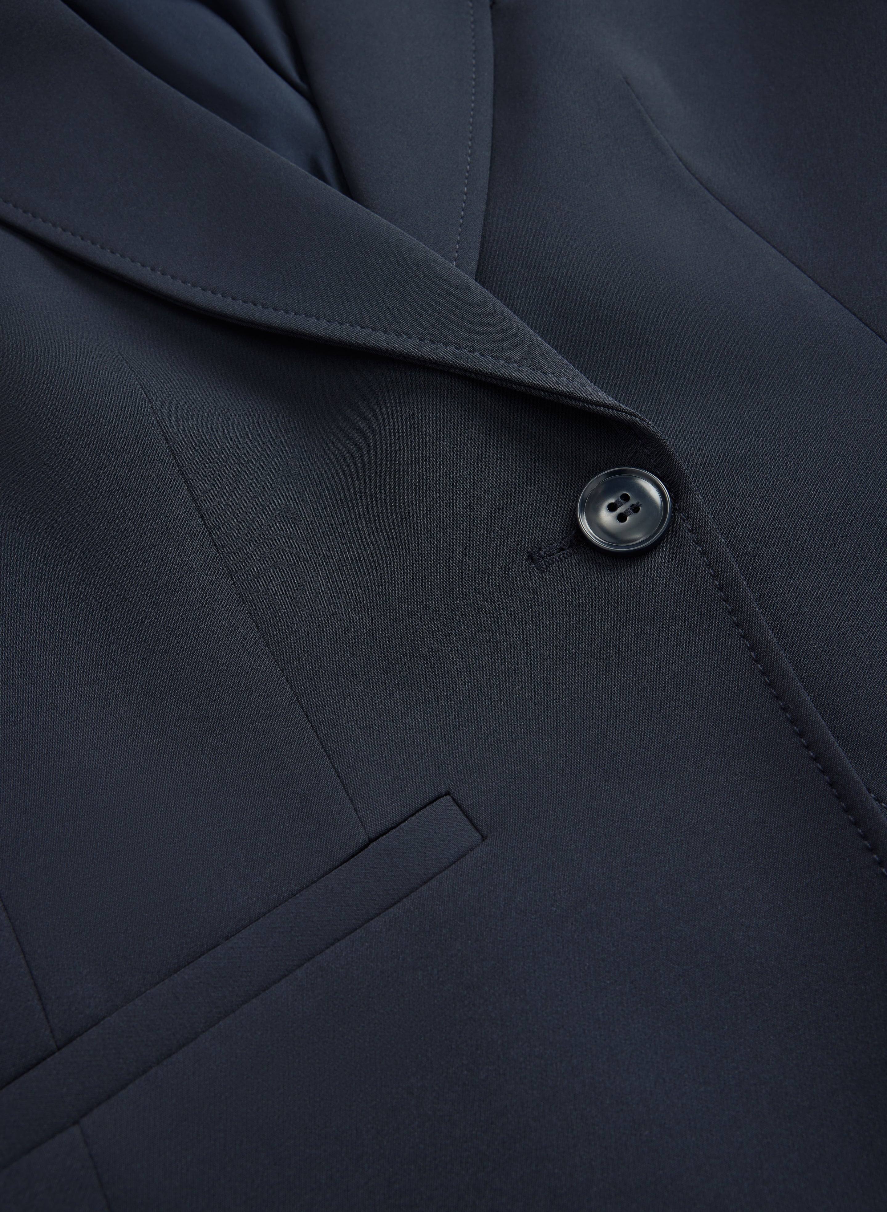 Signature Single-Breasted Blazer - Image 7