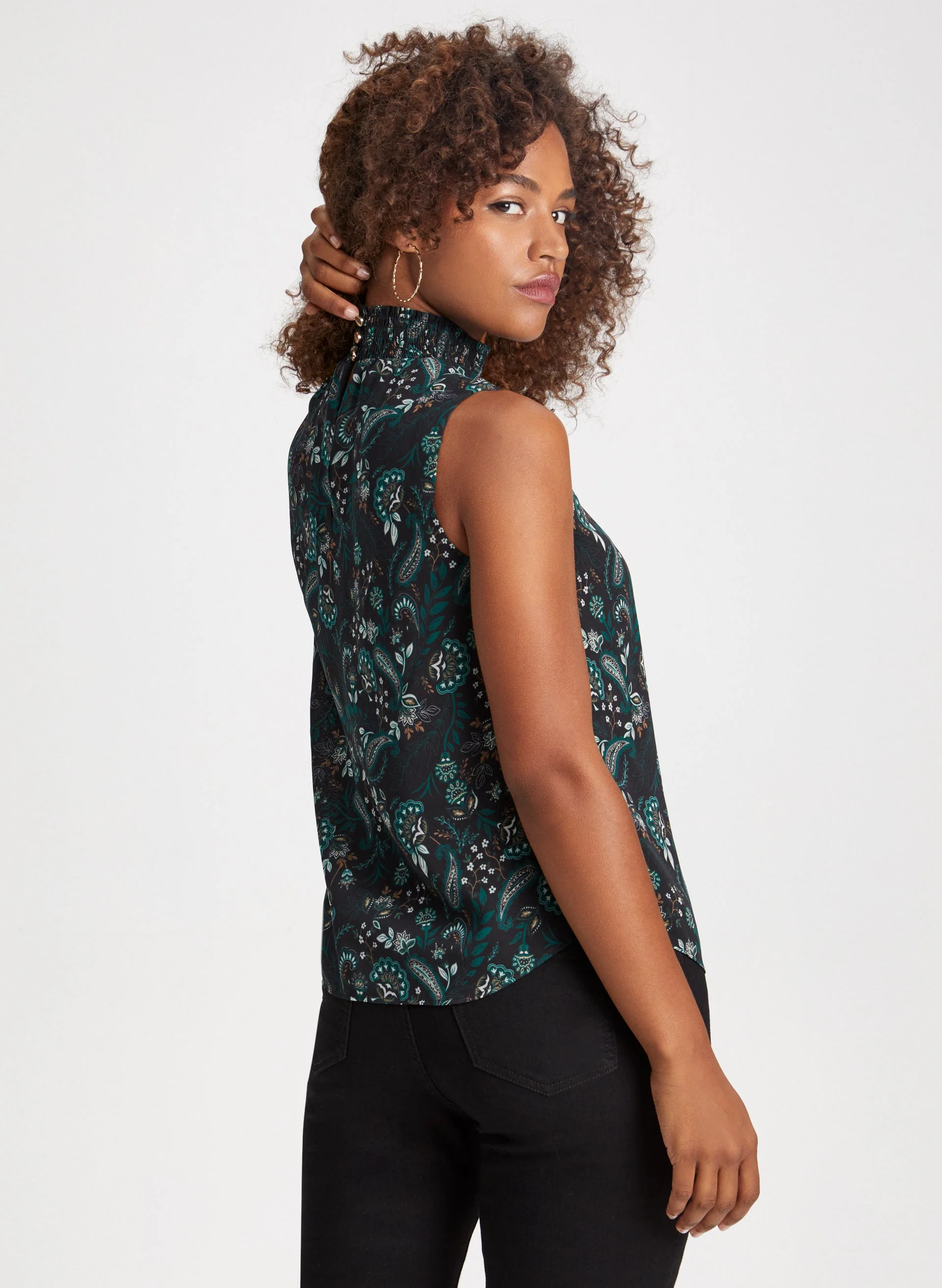 Sleeveless Paisley Print Blouse - Image 4