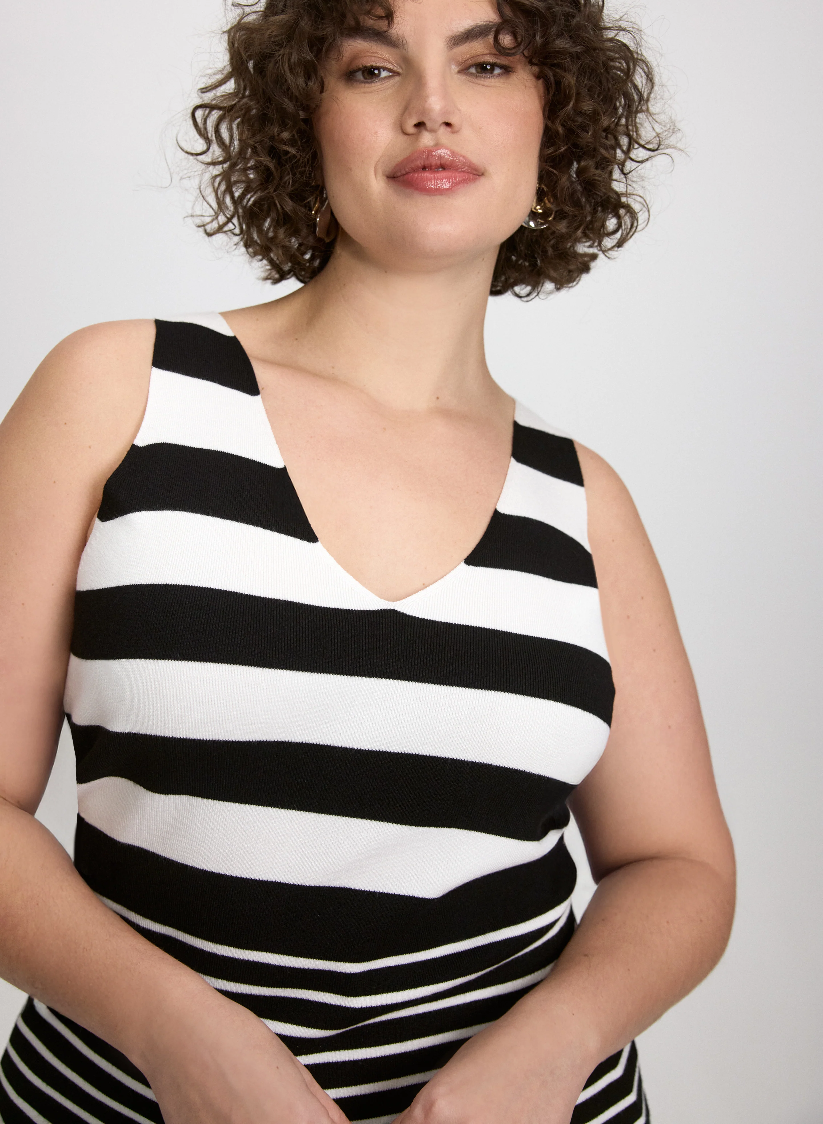 Sleeveless Stripe Knit - Image 6