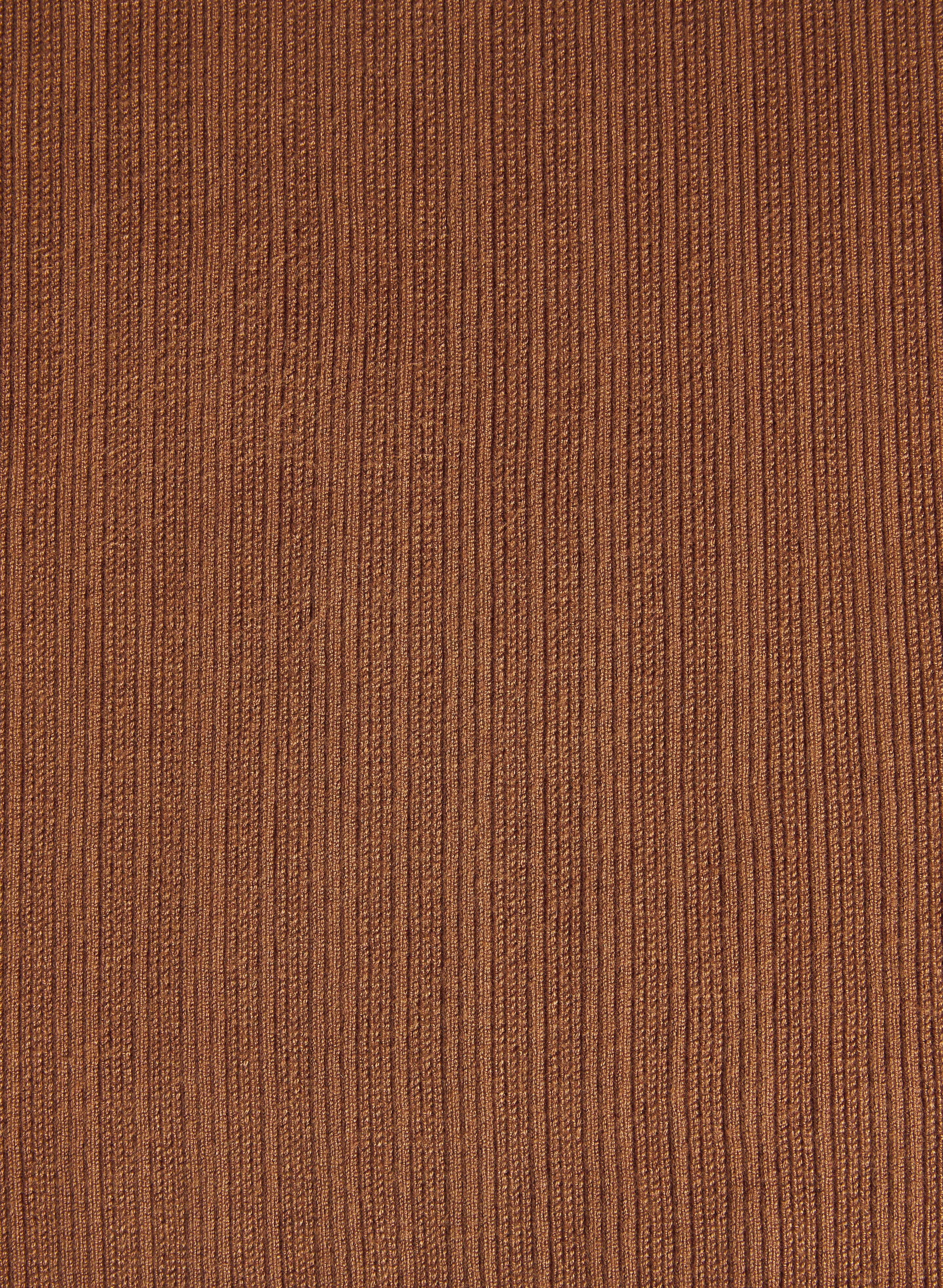 Sleeveless Turtleneck Sweater - Image 7