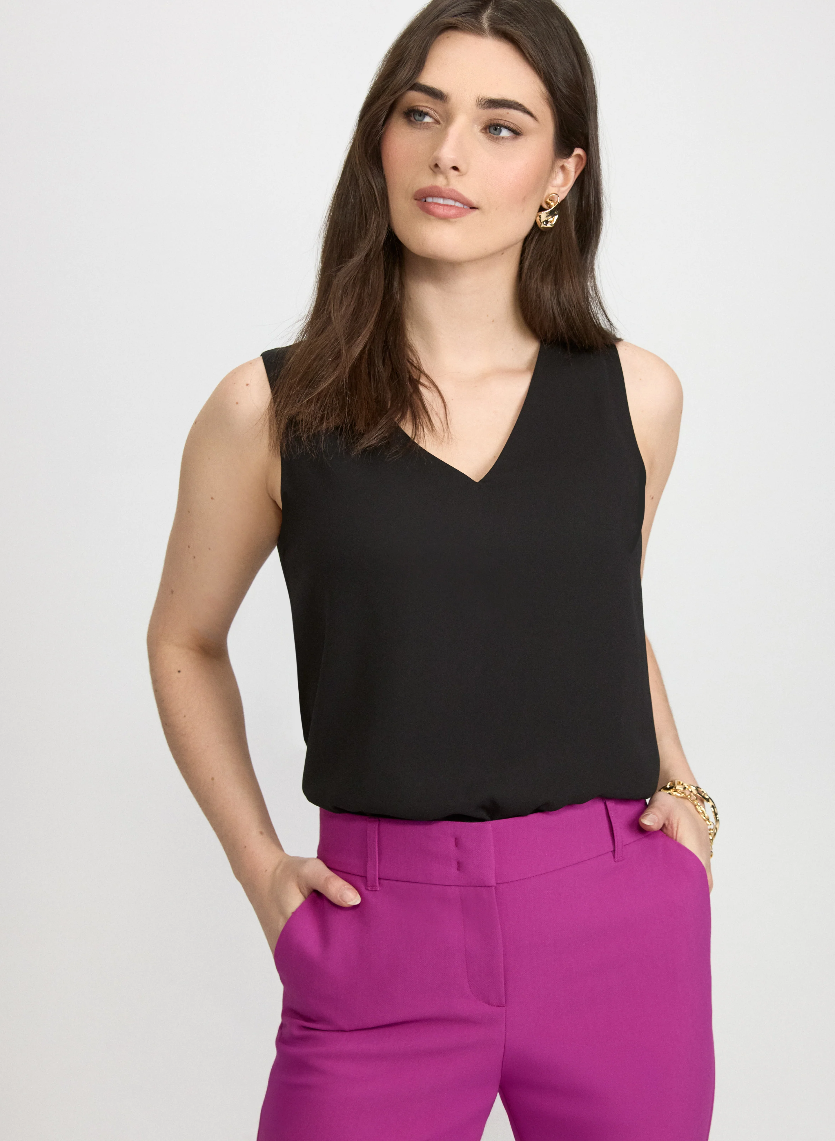 Sleeveless V-Neck Blouse - Image 5