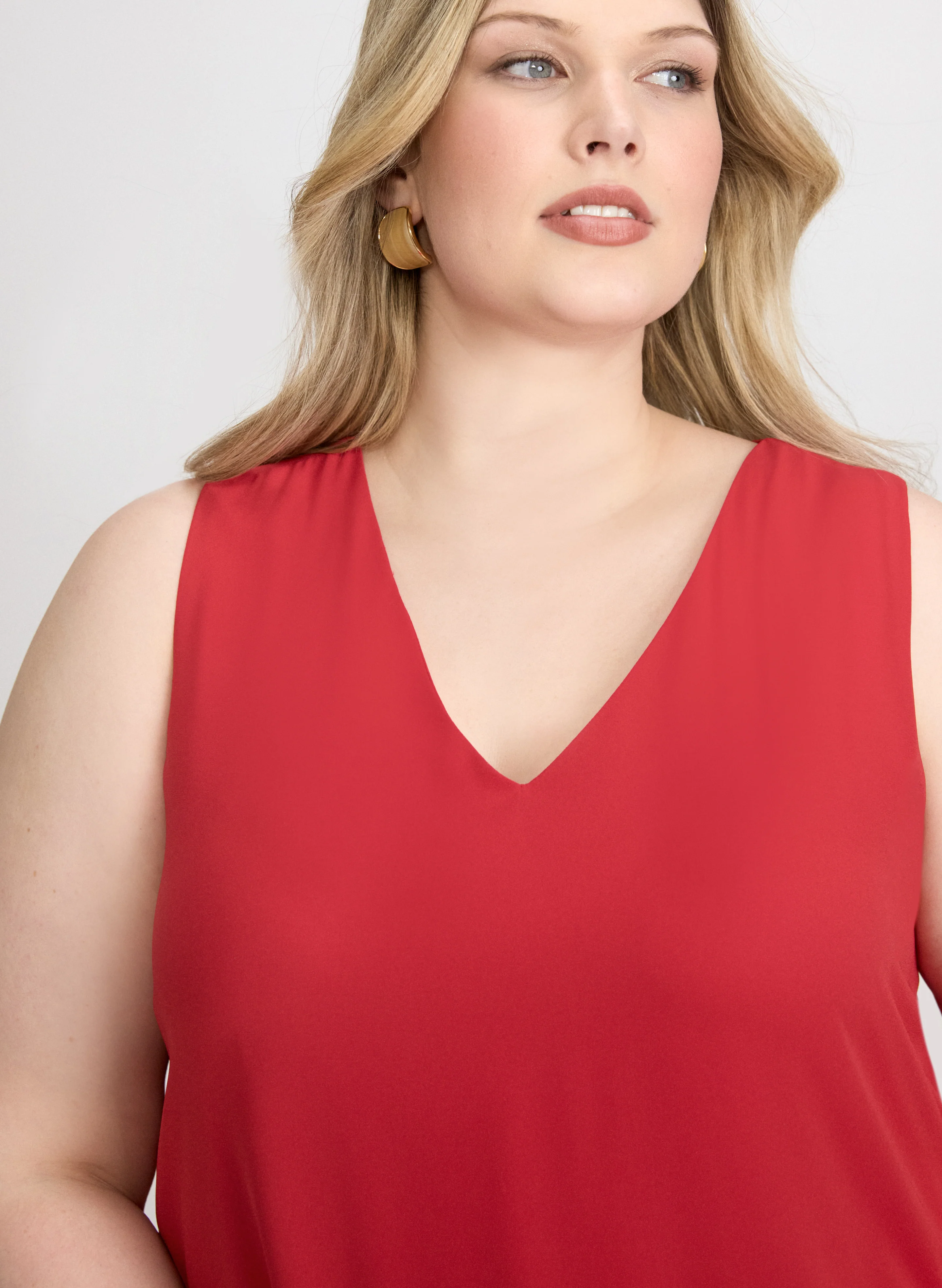 Sleeveless V-Neck Blouse - Image 9