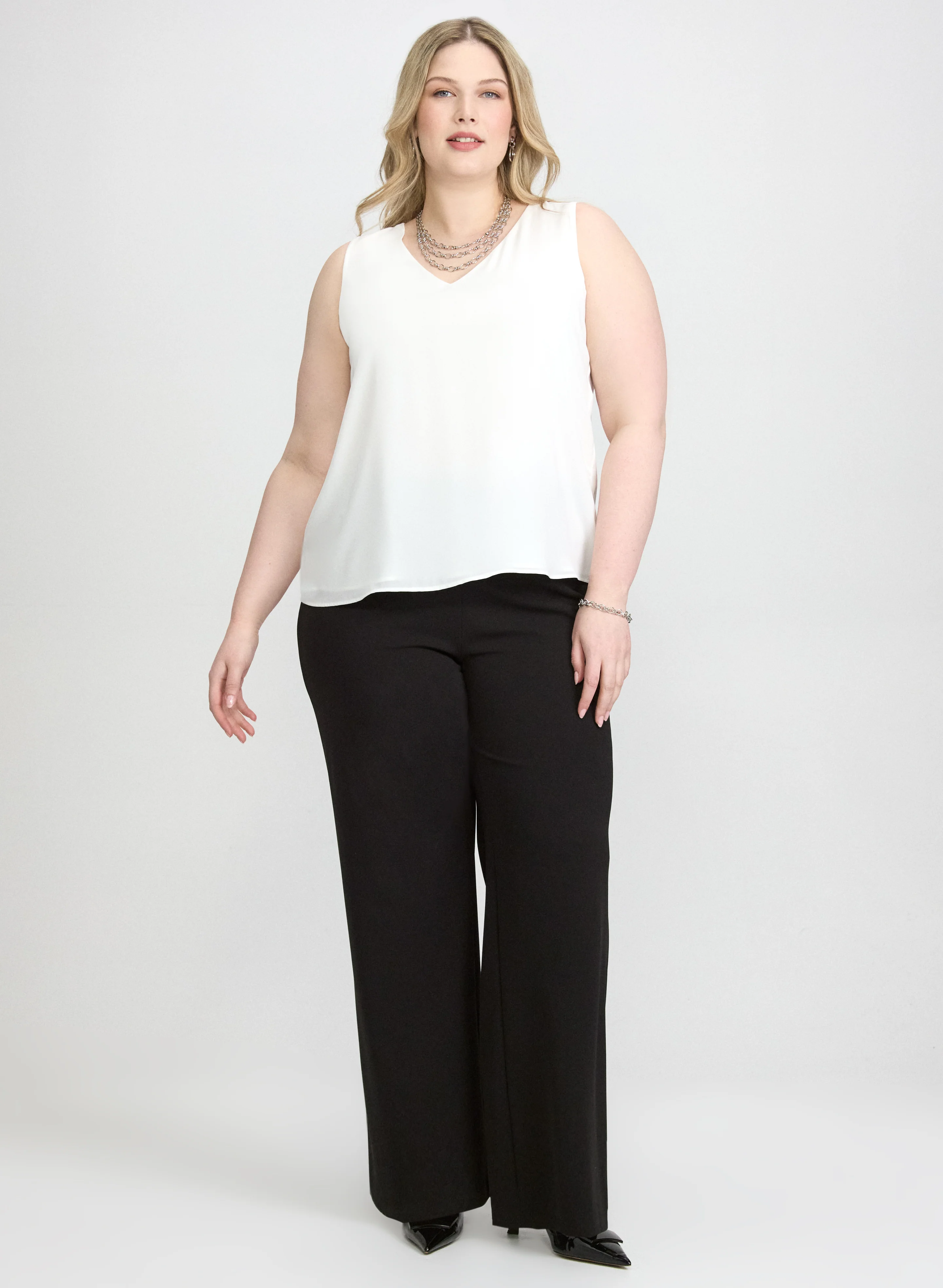 Sleeveless V-Neck Blouse - Image 10