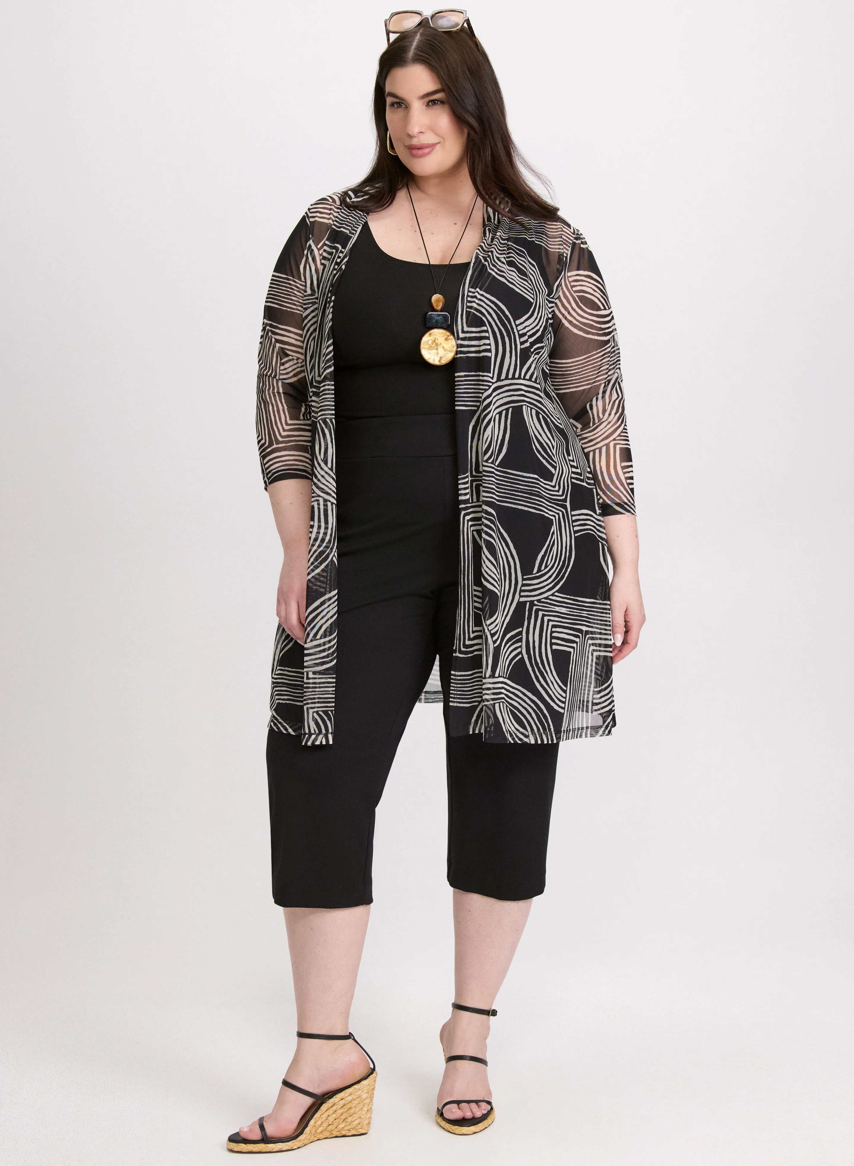 Slit Detail Straight Leg Capris - Image 3