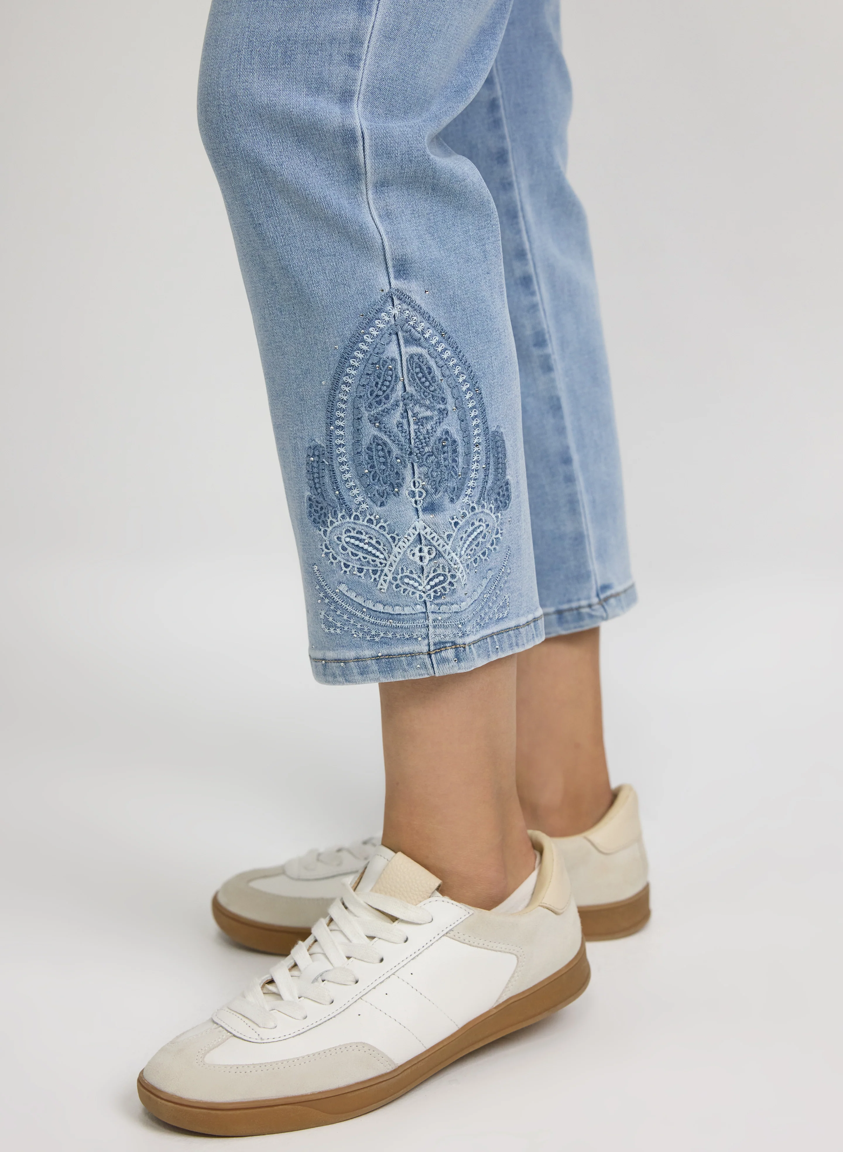 Straight-Leg Capri Jeans - Image 2