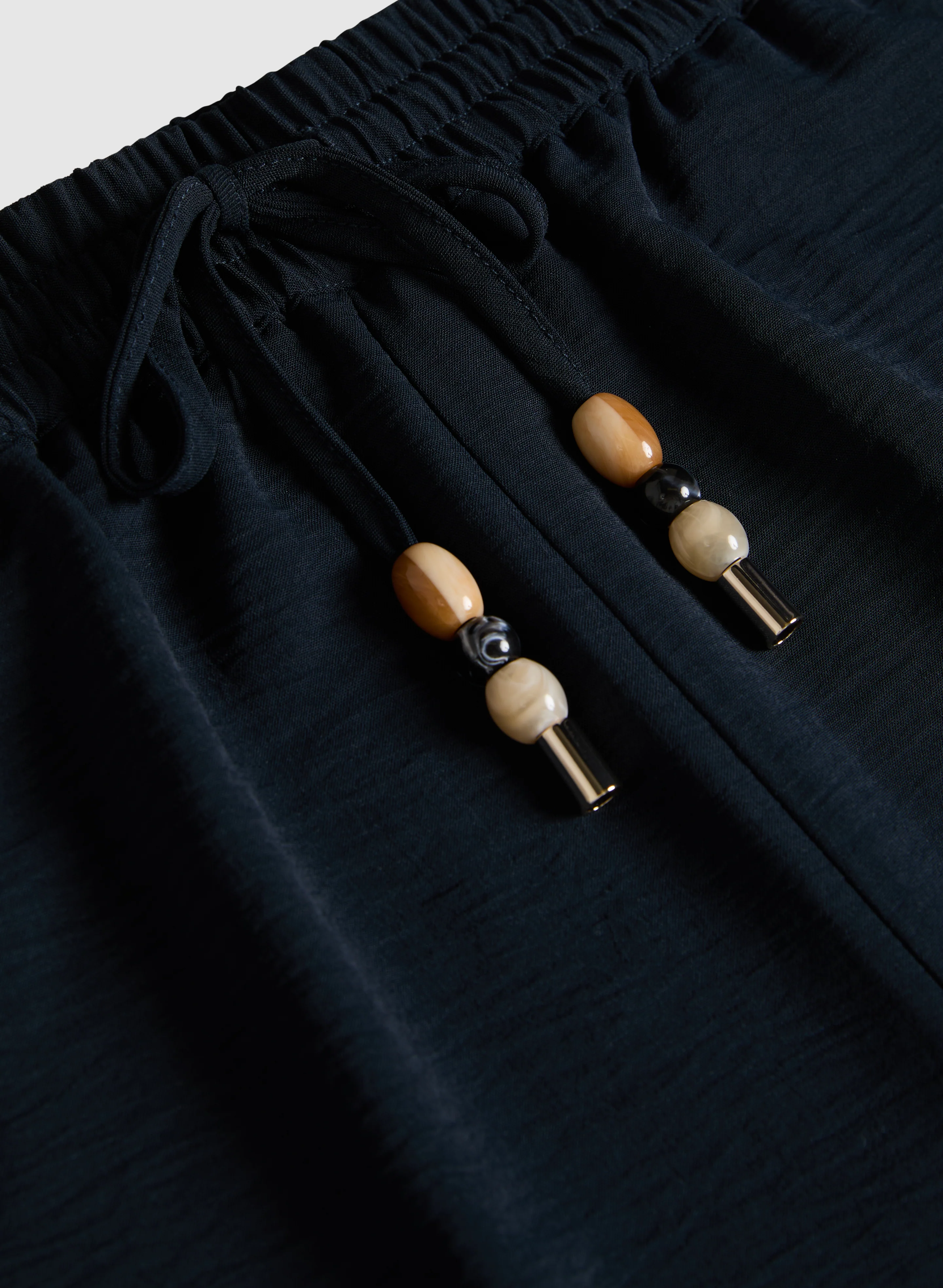 Straight-Leg Drawstring Capris - Image 7