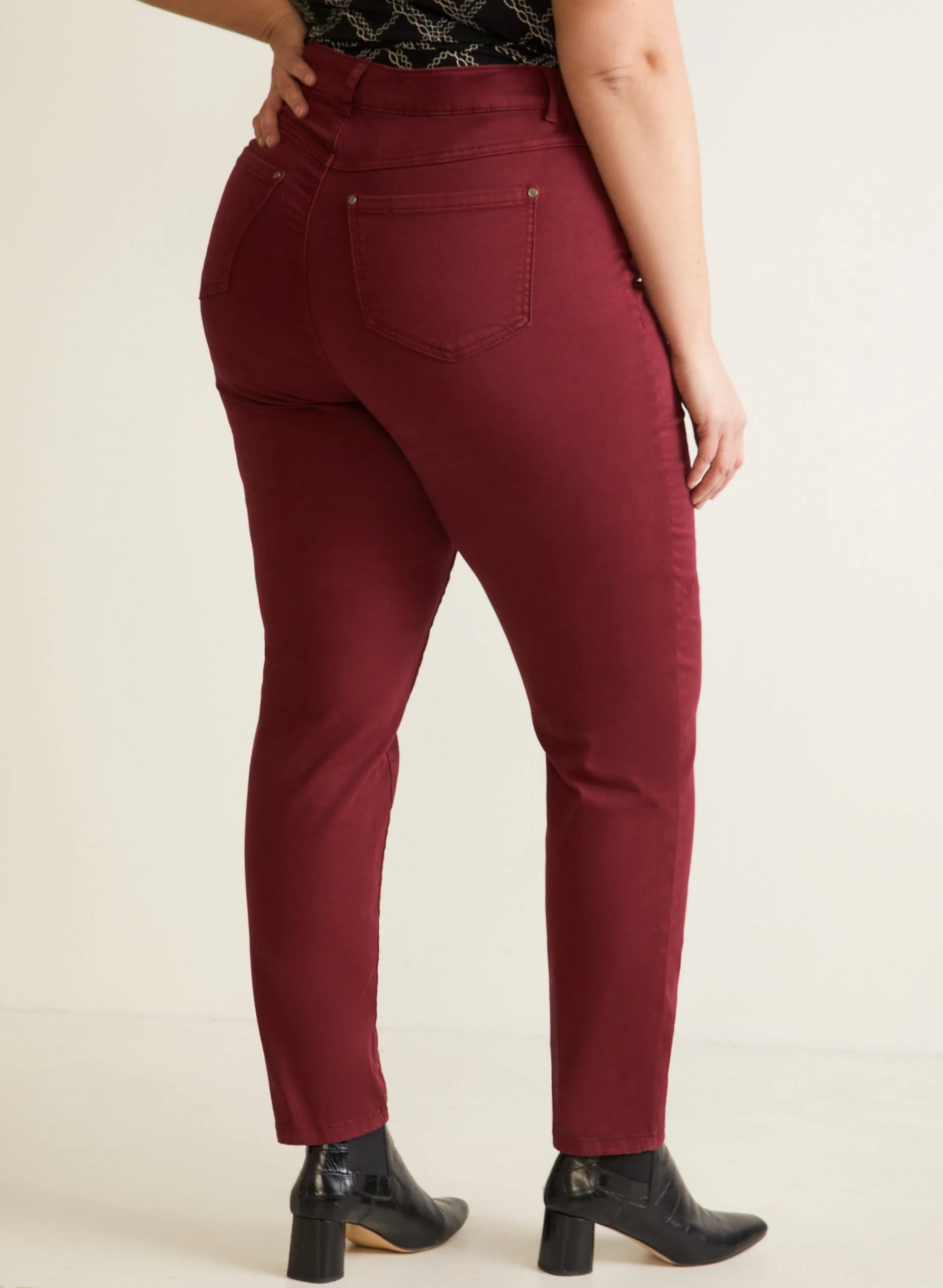 Straight Leg Jeans - Image 4