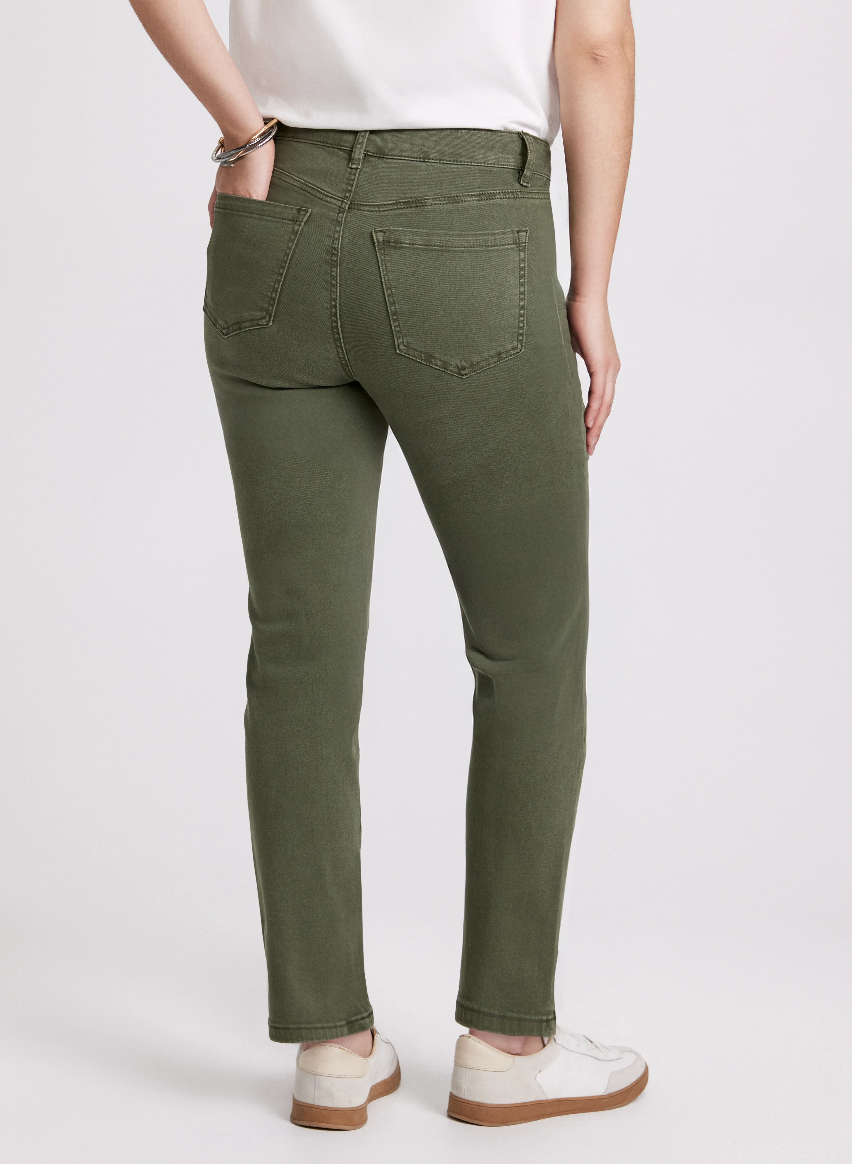 Straight-Leg Jeans - Image 2
