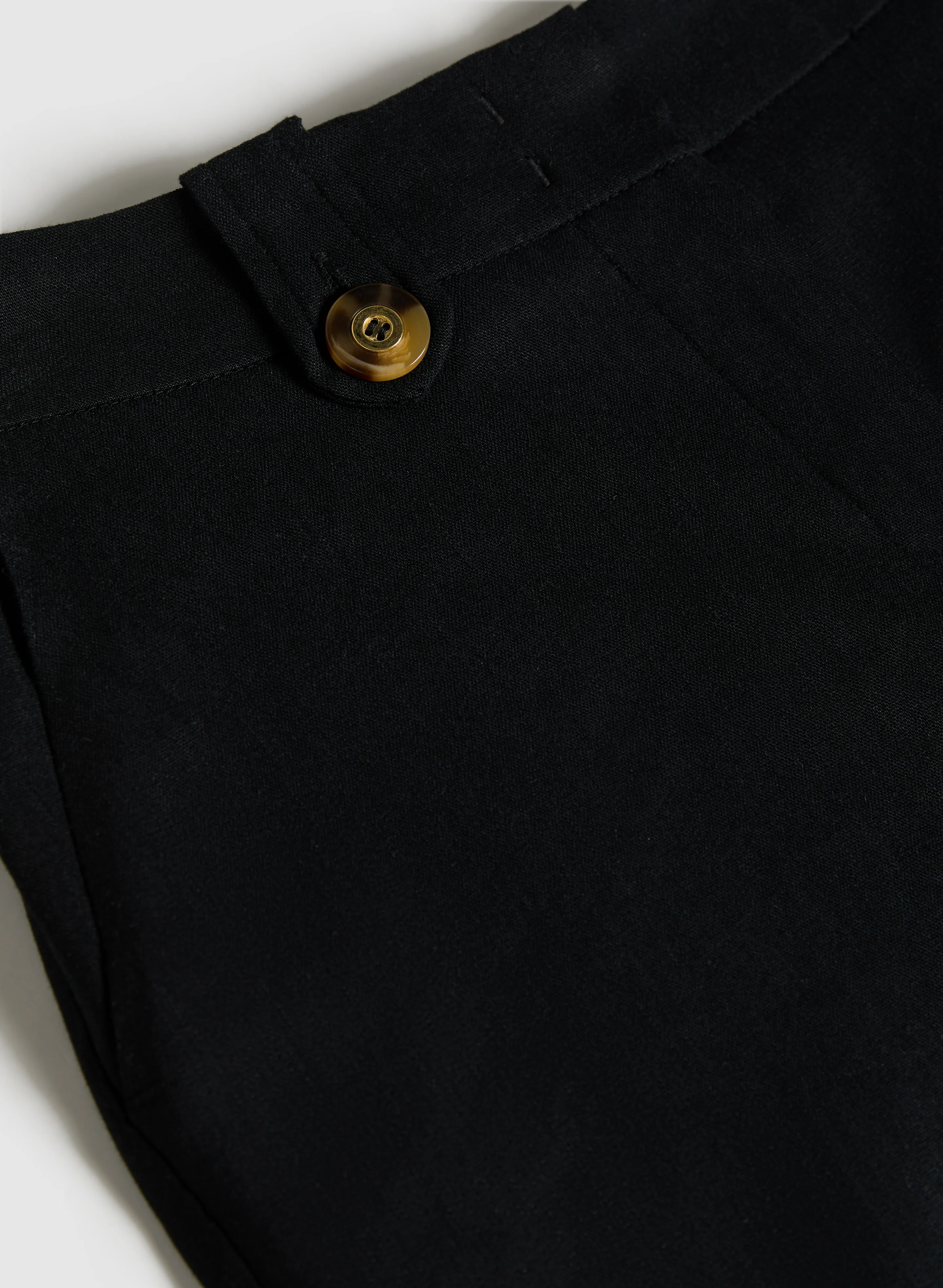 Stretch Linen-Blend Shorts - Image 7