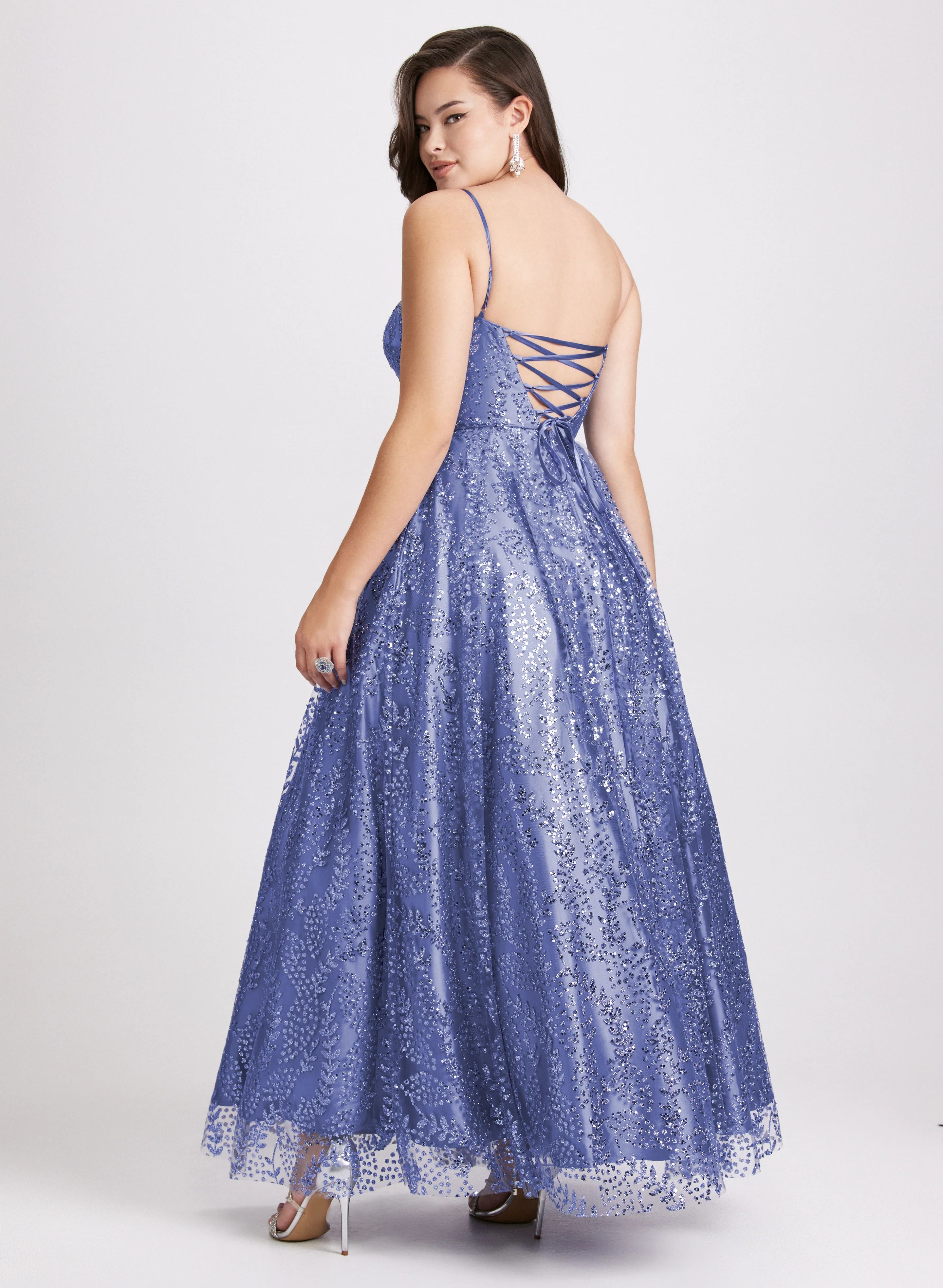 Sweetheart Neckline Sequin Gown - Image 3