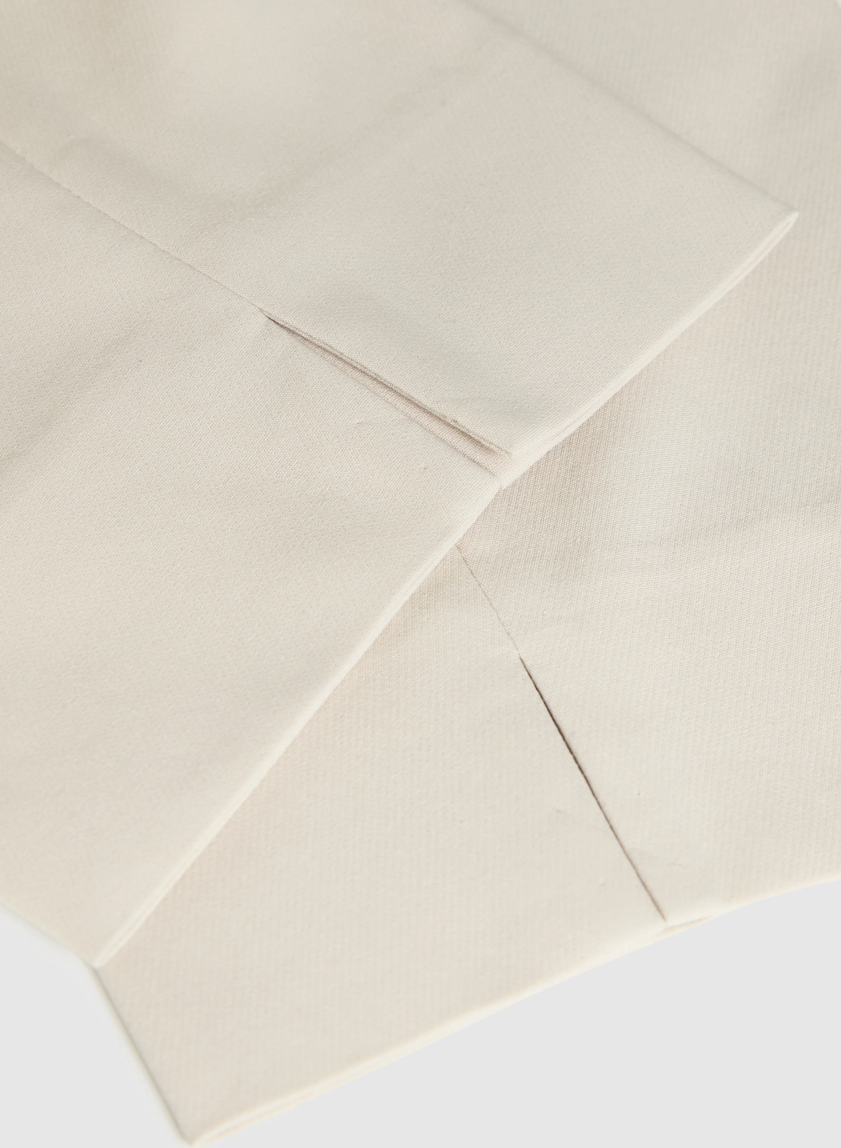 Tab Detail Slim-Leg Capris - Image 7