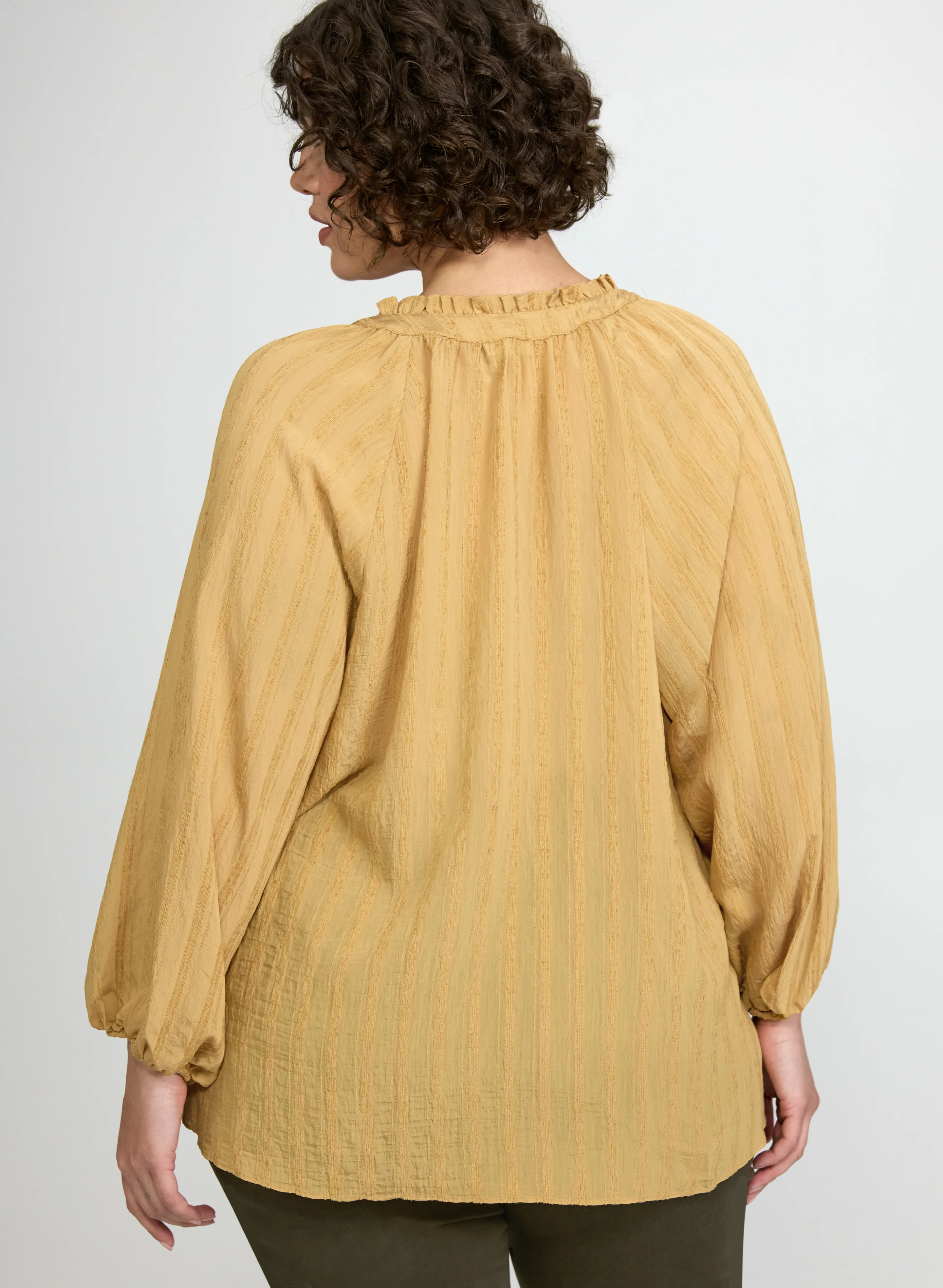 Textured 3/4 Sleeve Blouse - Image 2