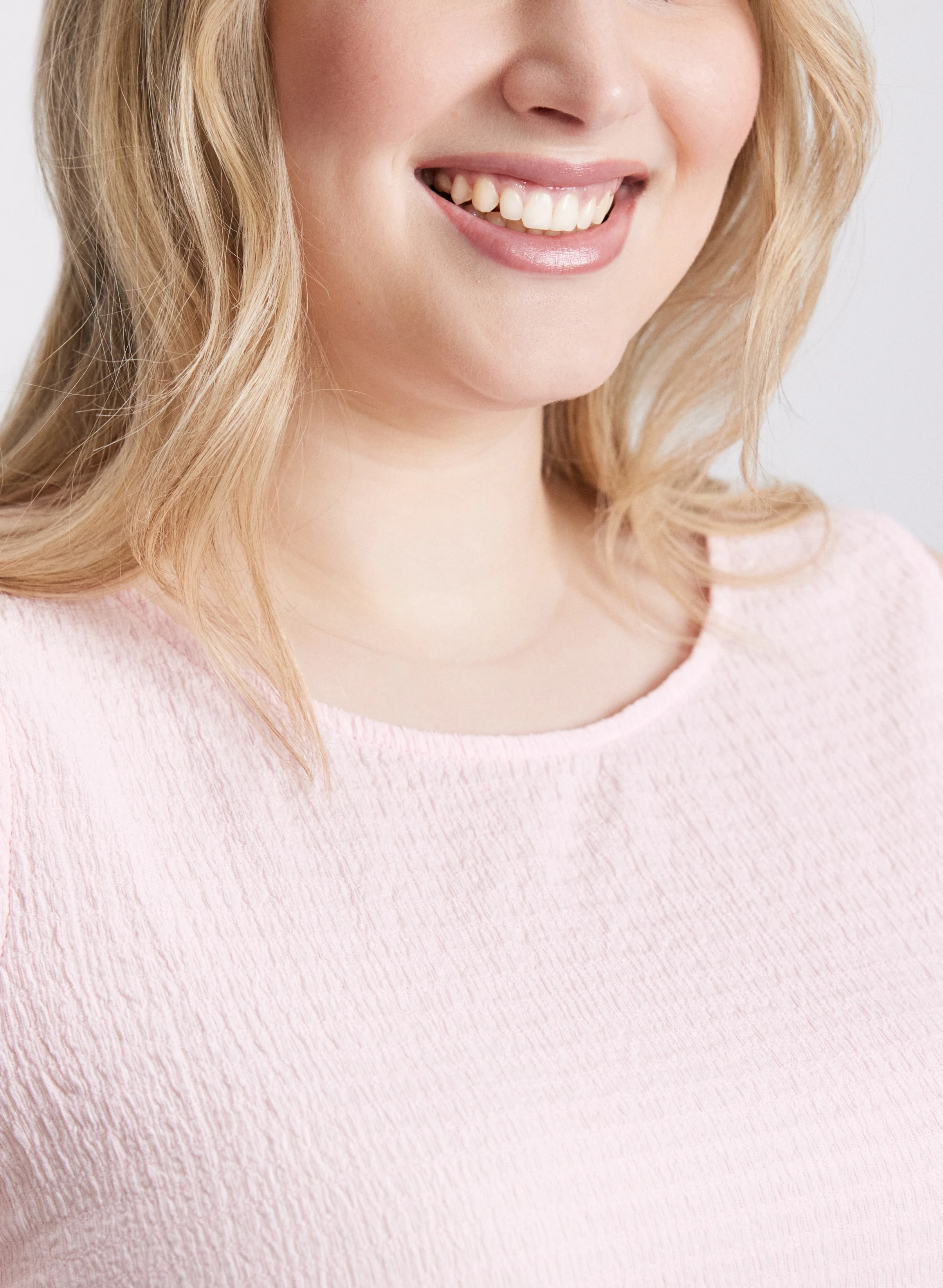 Sleeveless Textured Top - Image 5