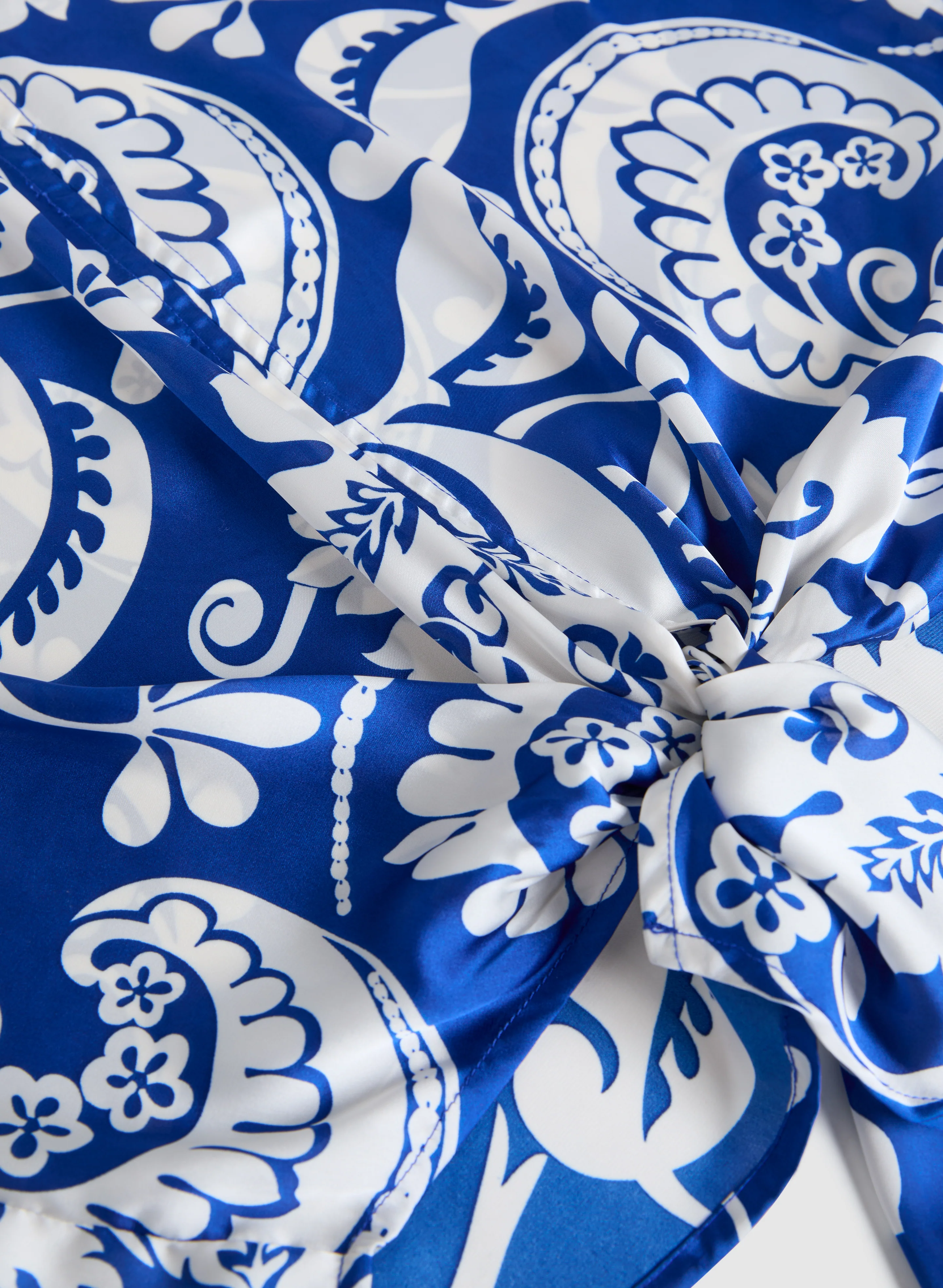 Tie-Front Paisley Print Blouse - Image 7
