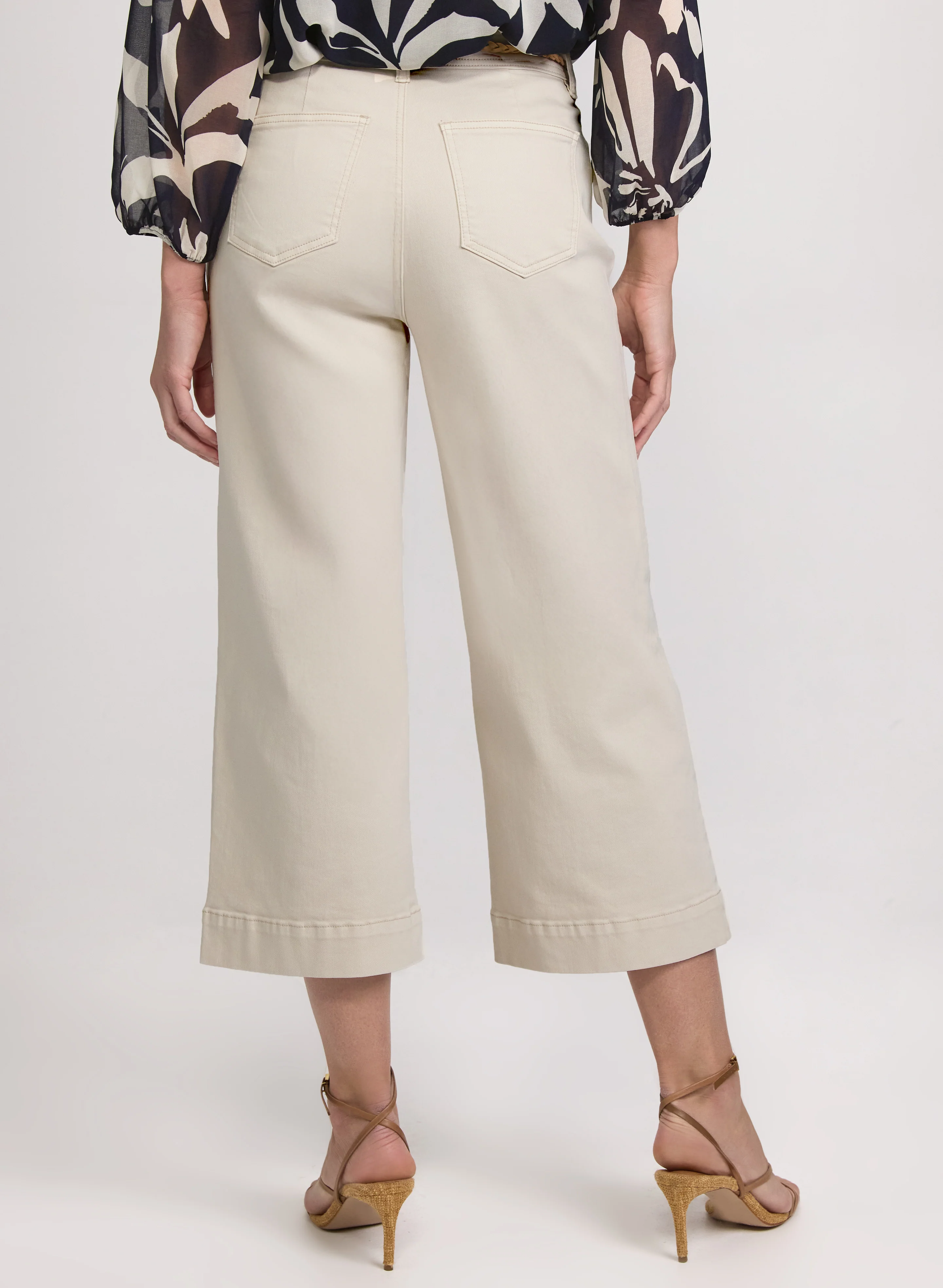 Wide-Leg Denim Capris - Image 4