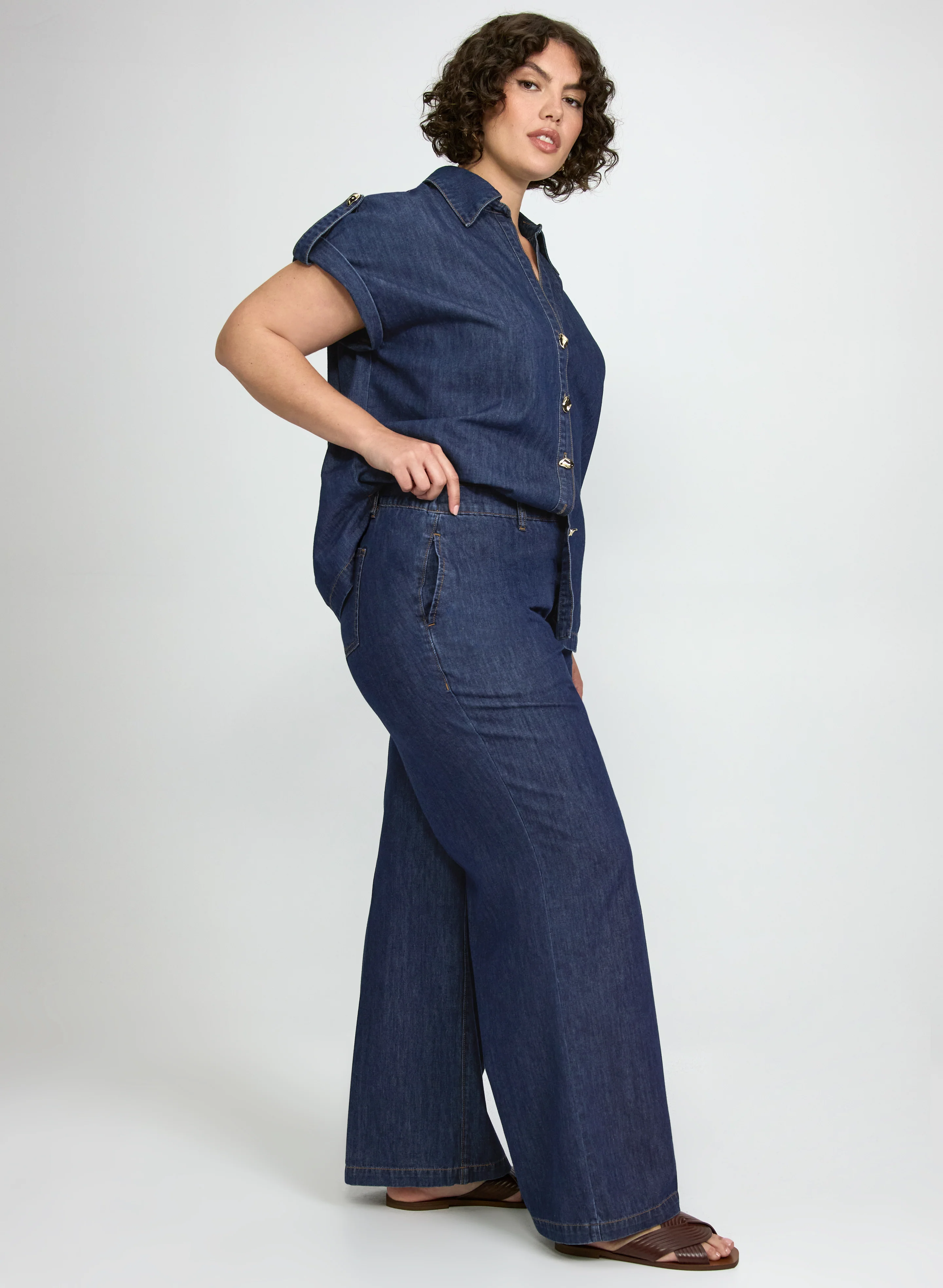 Wide-Leg Jeans - Image 2